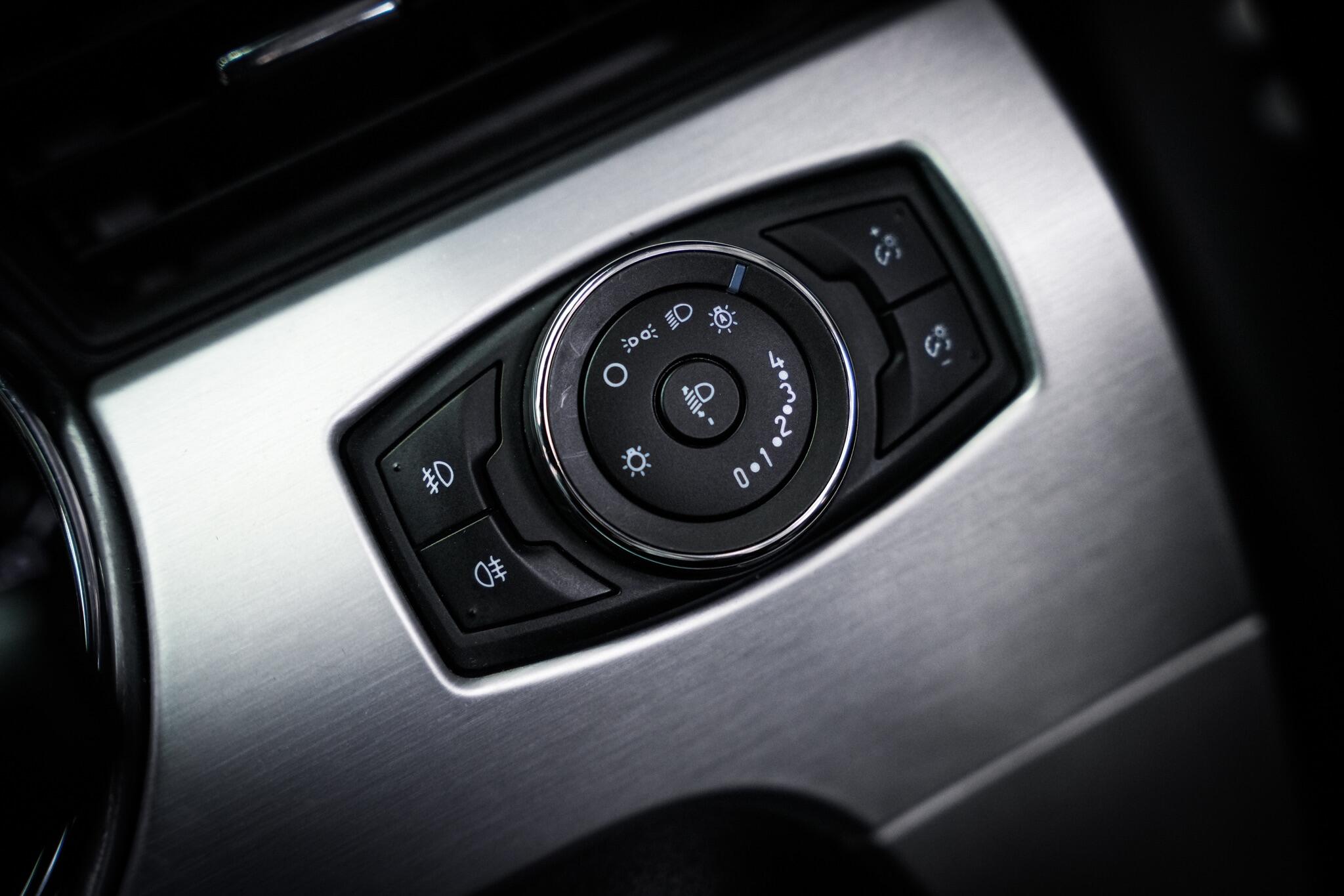 Ford Mustang view 50