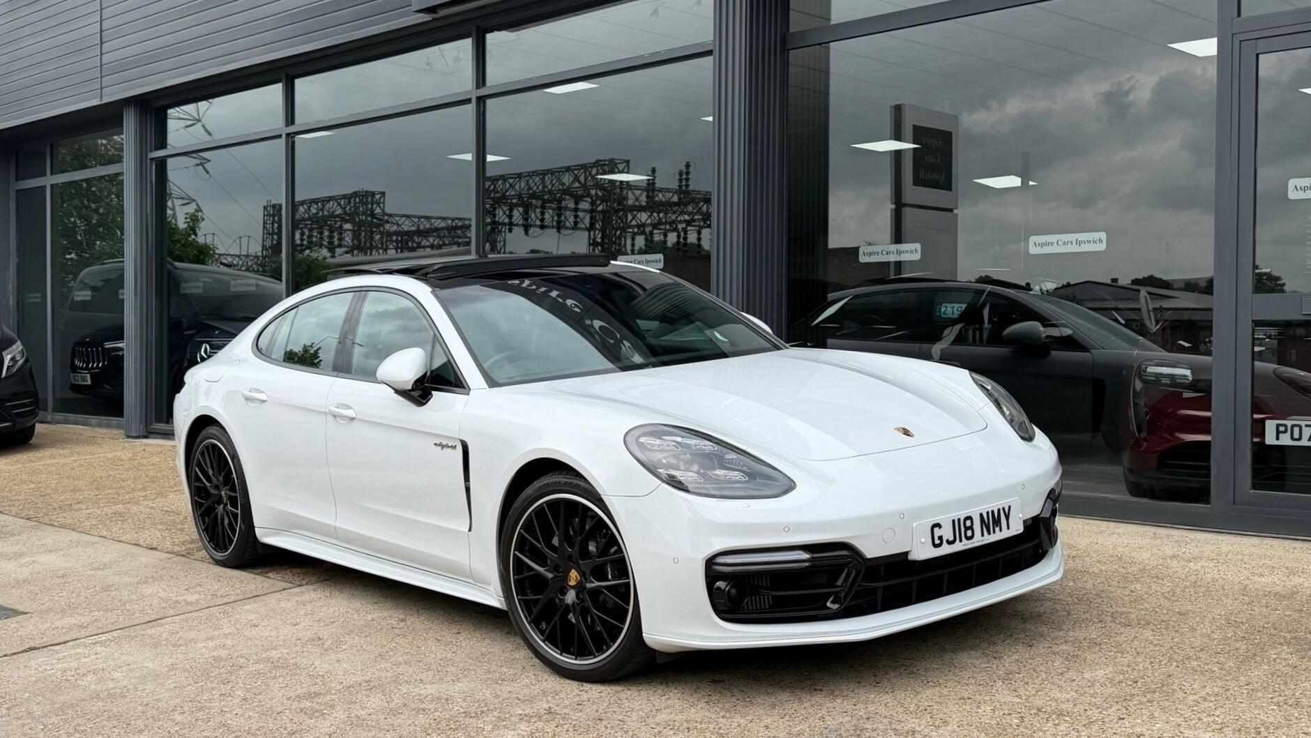 Porsche Panamera view 3