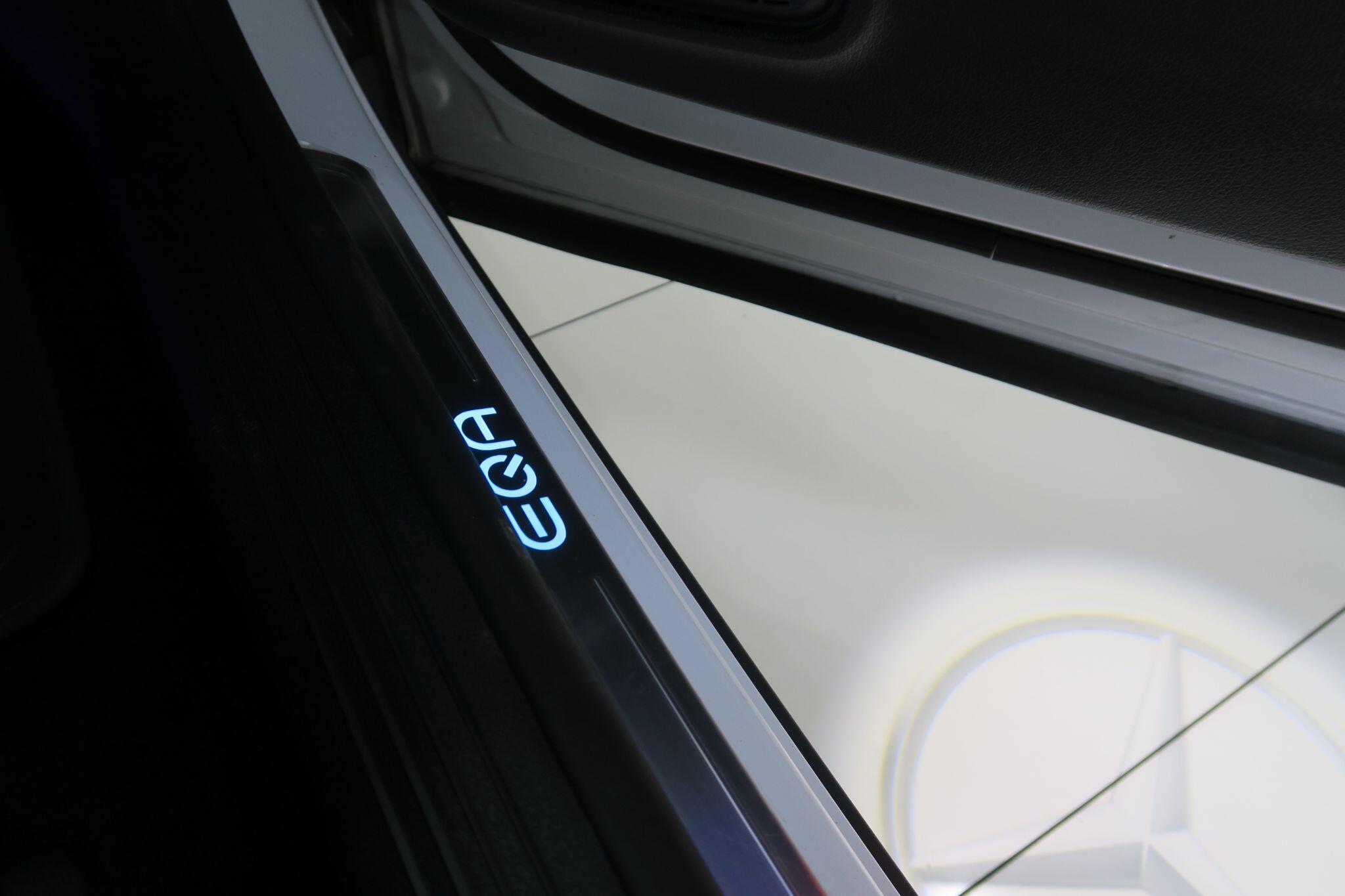 Mercedes-Benz Eqa view 19