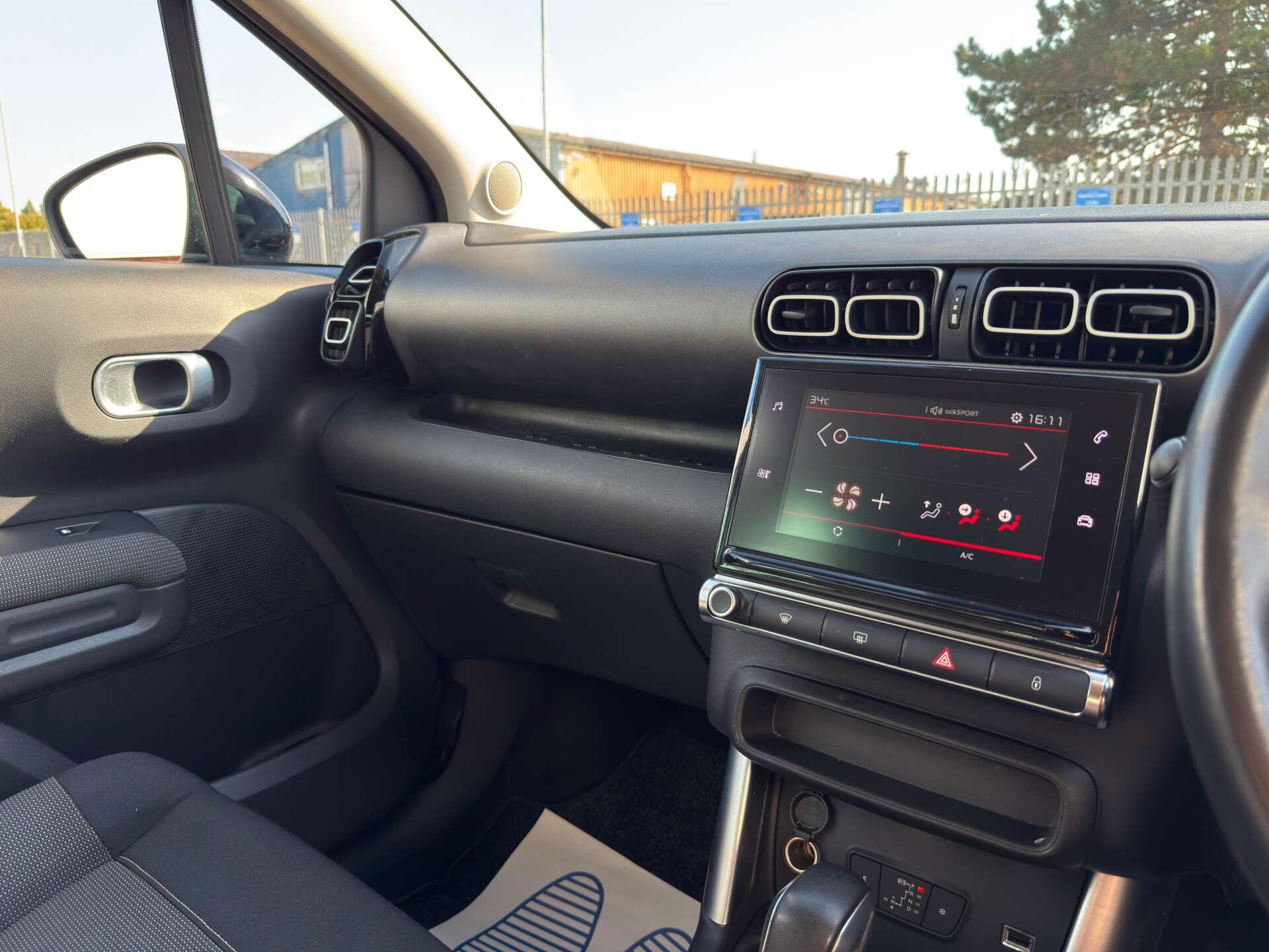 Citroen C3 Aircross view 52