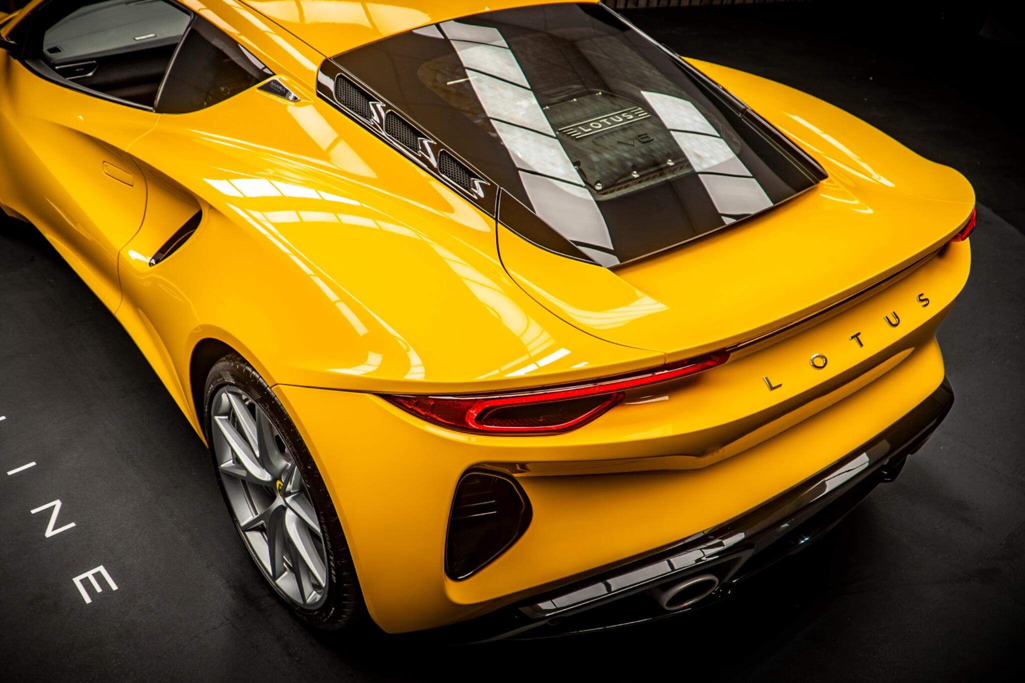Lotus Emira view 19