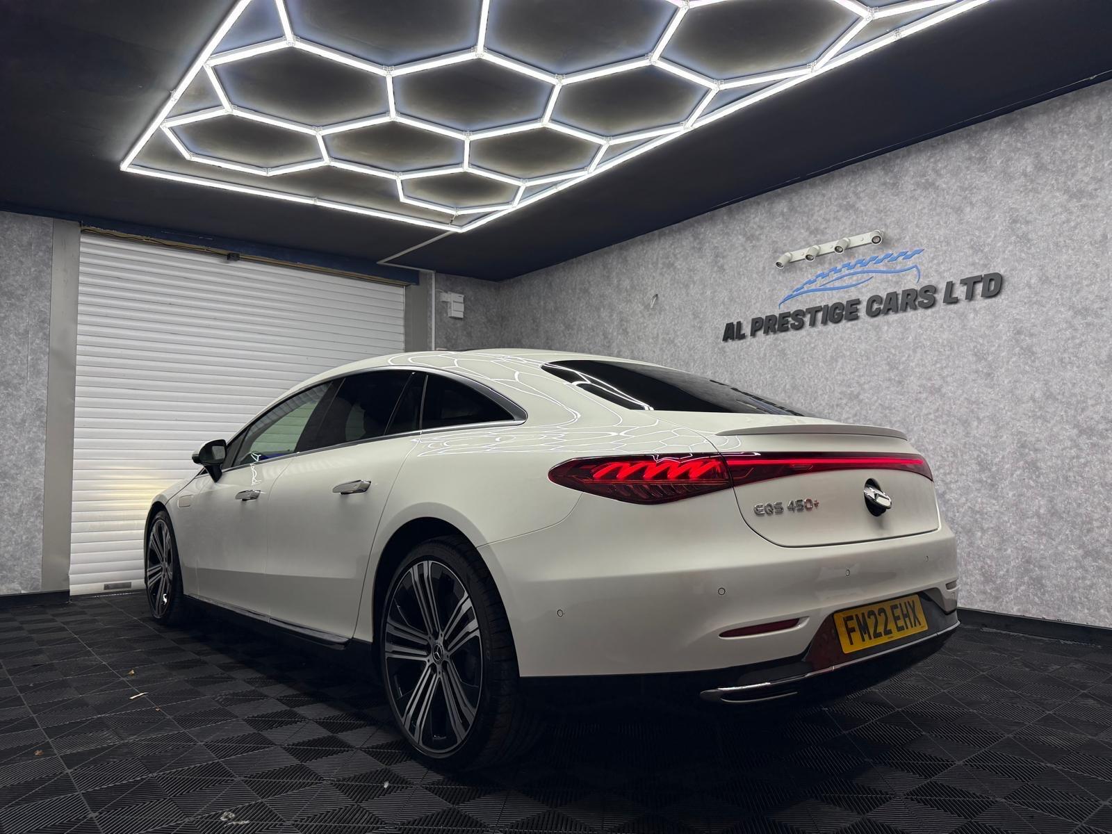 Mercedes-Benz Eqs view 7