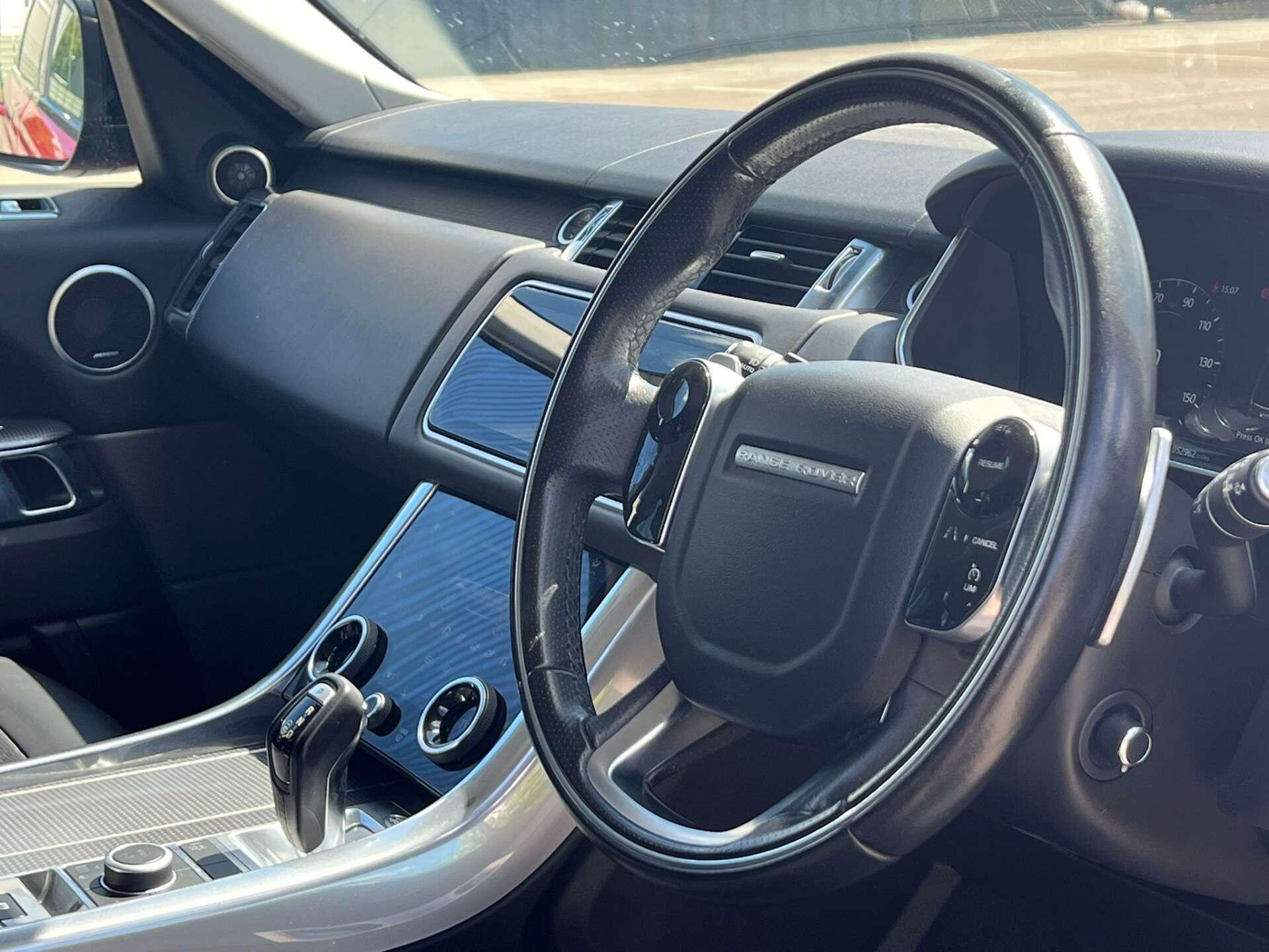 Land Rover Range Rover Sport view 10
