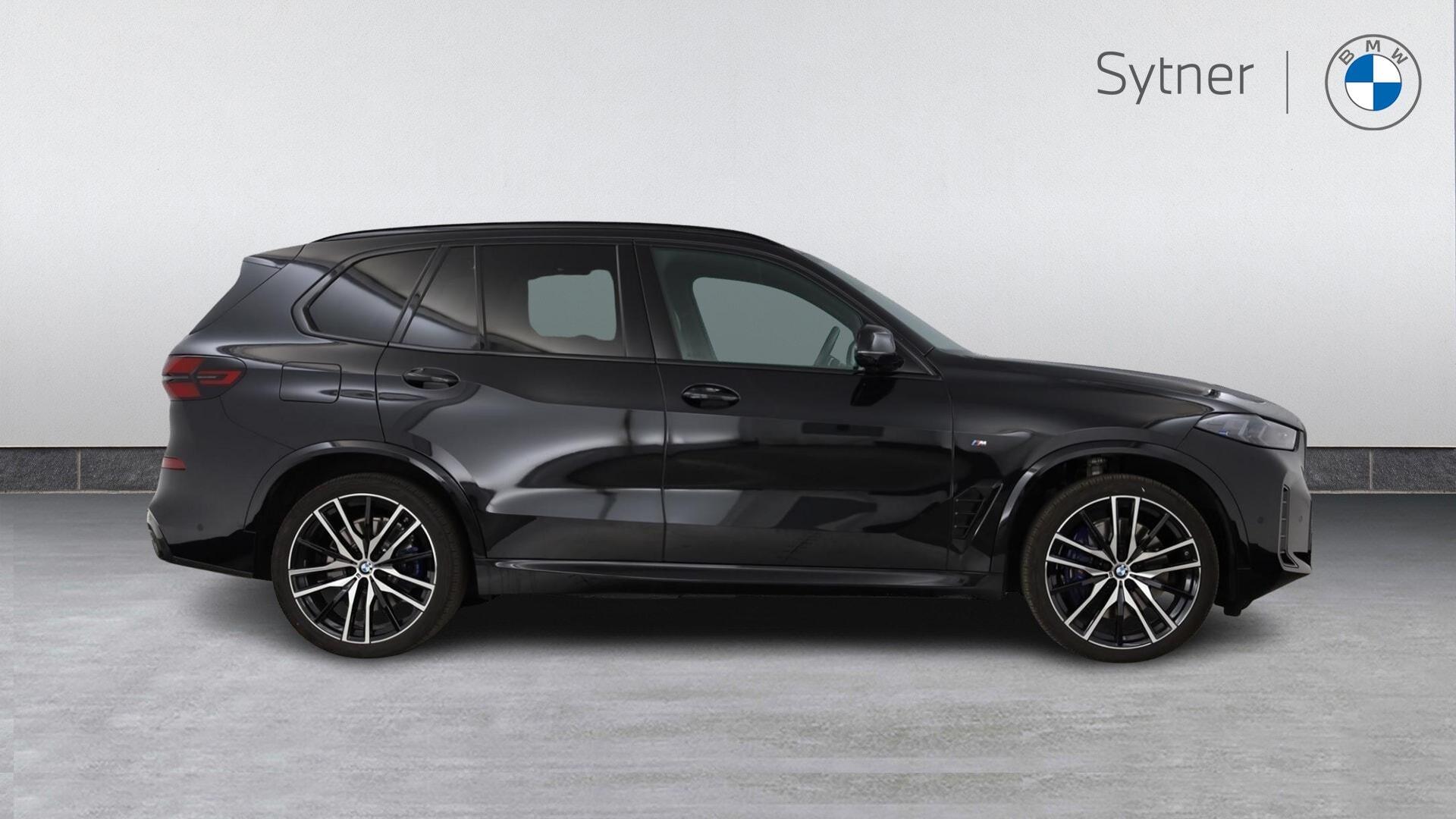 BMW X5 view 3