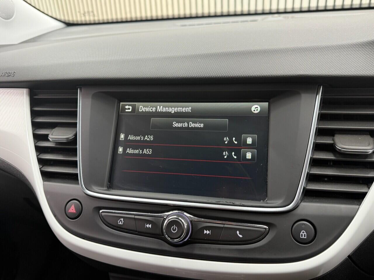 Vauxhall Crossland X view 16