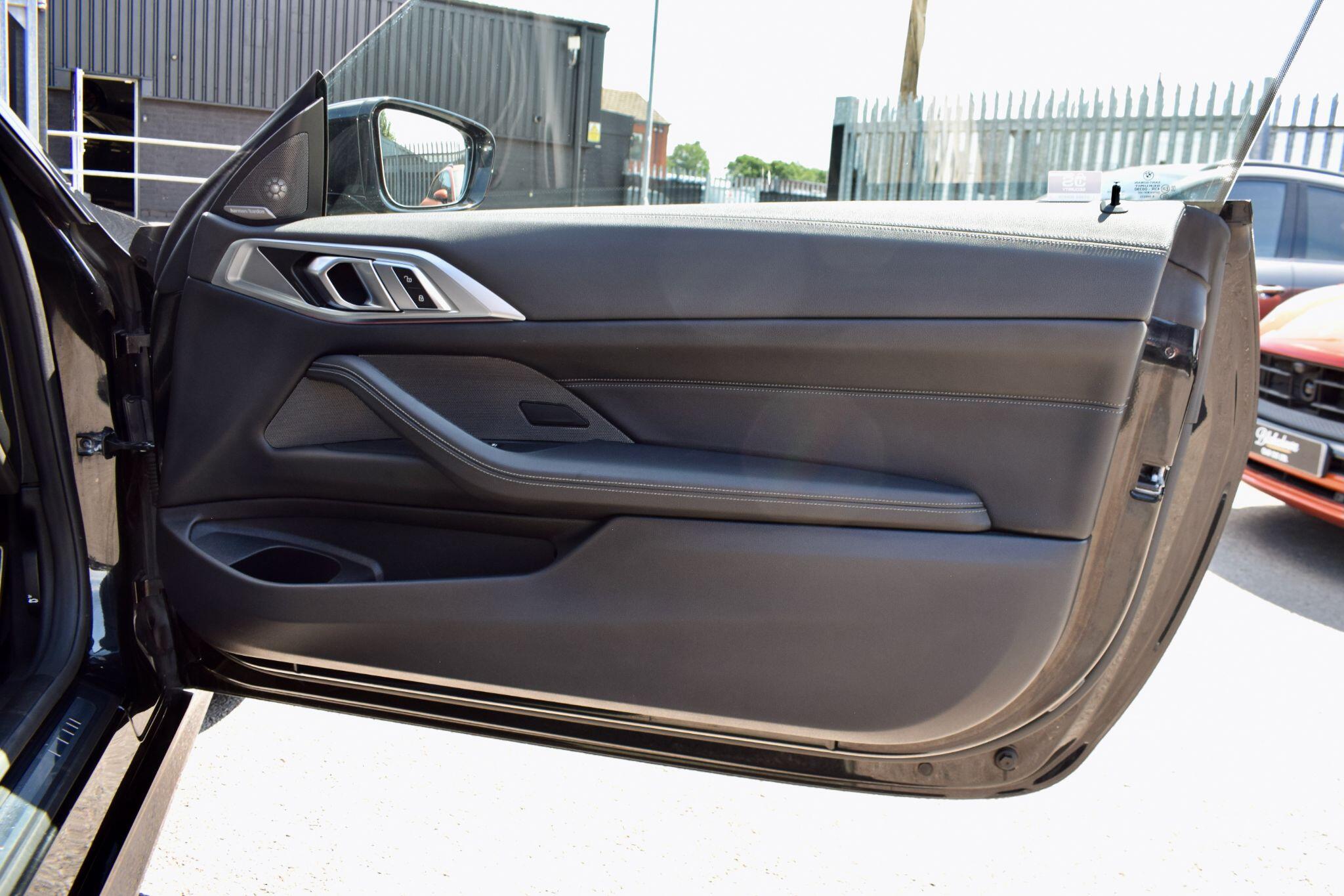 BMW 4 Series view 16