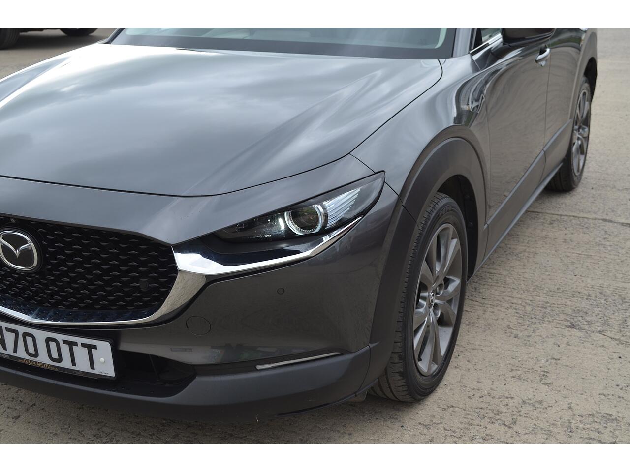 Mazda CX-30 view 47