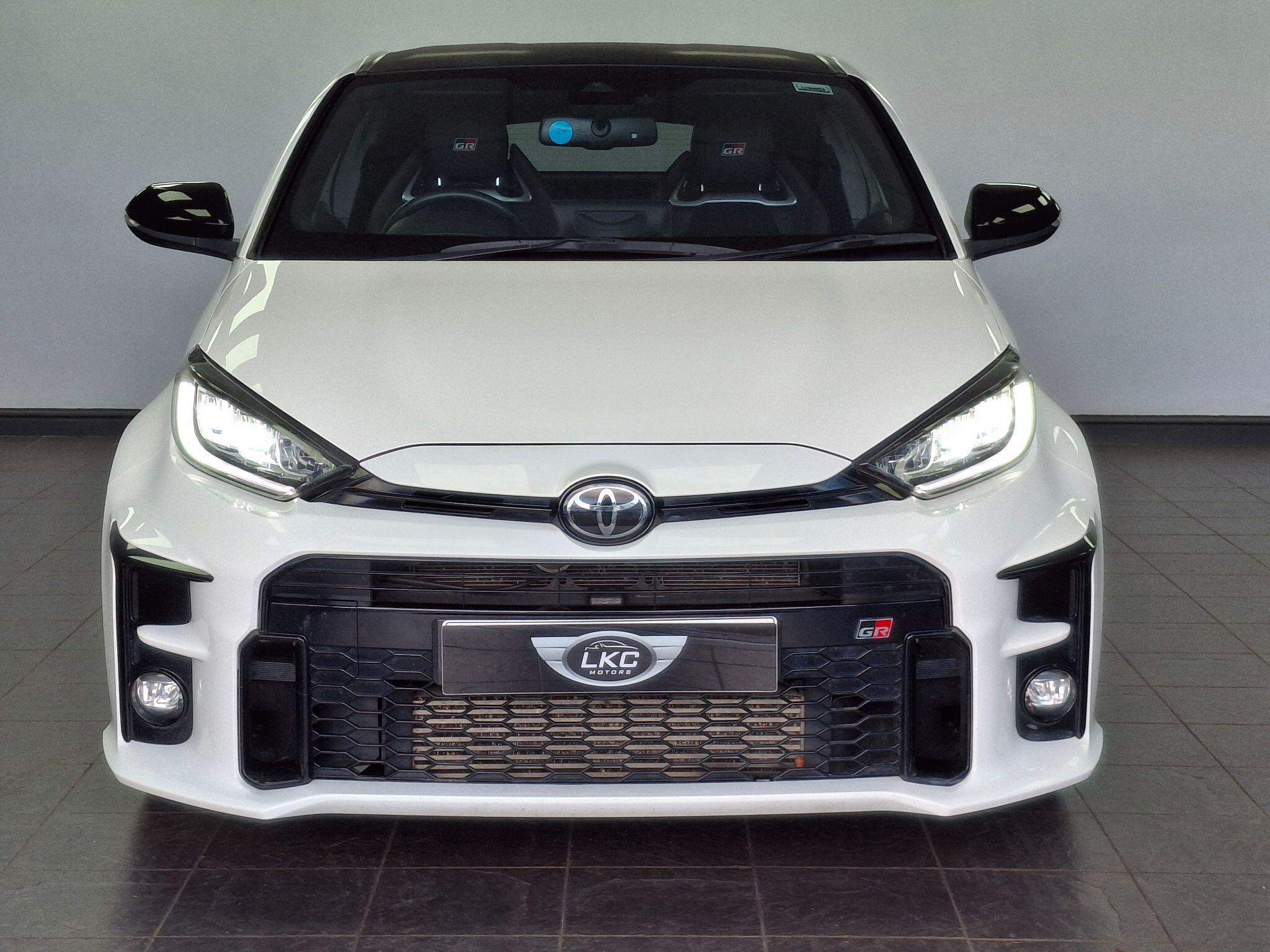 Toyota Yaris view 28
