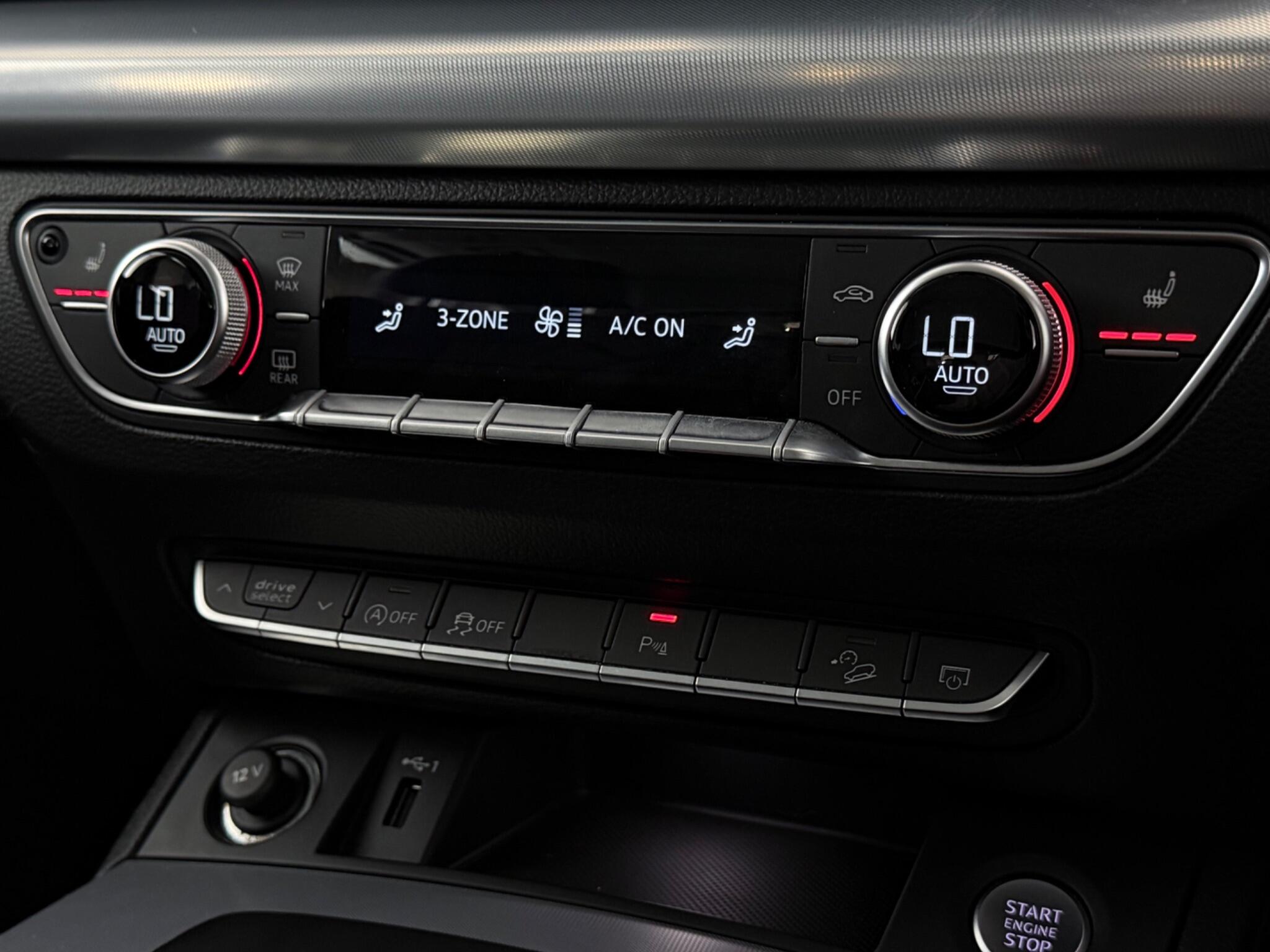 Audi Q5 view 23