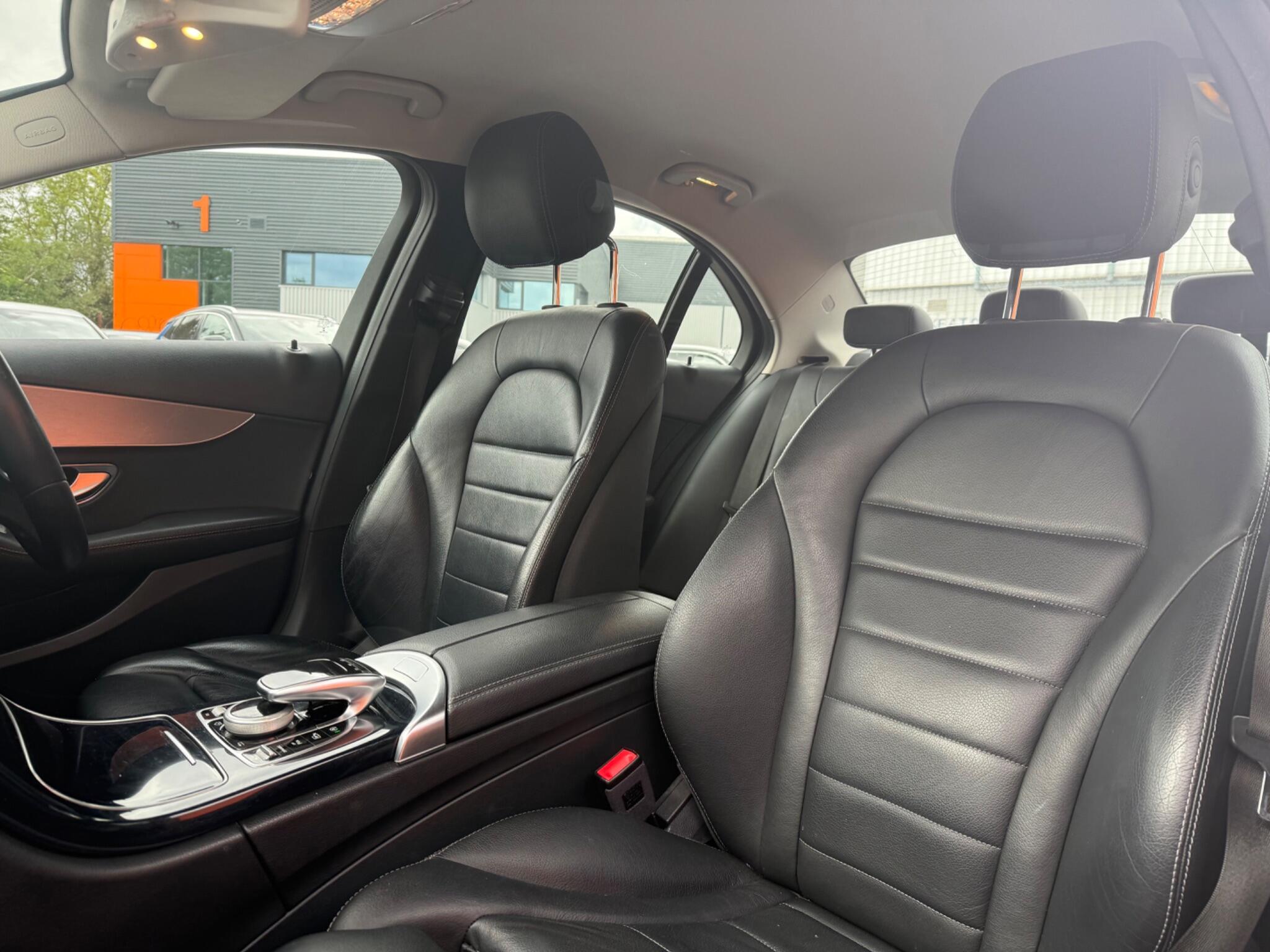 Mercedes-Benz C Class view 22