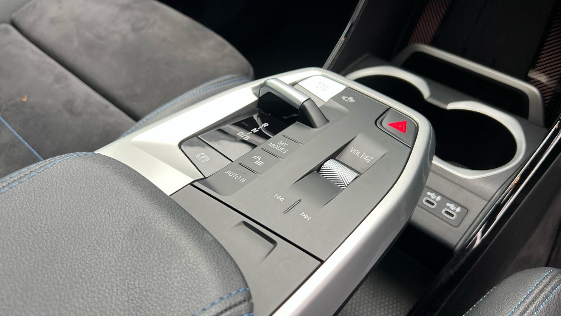 BMW iX1 view 10