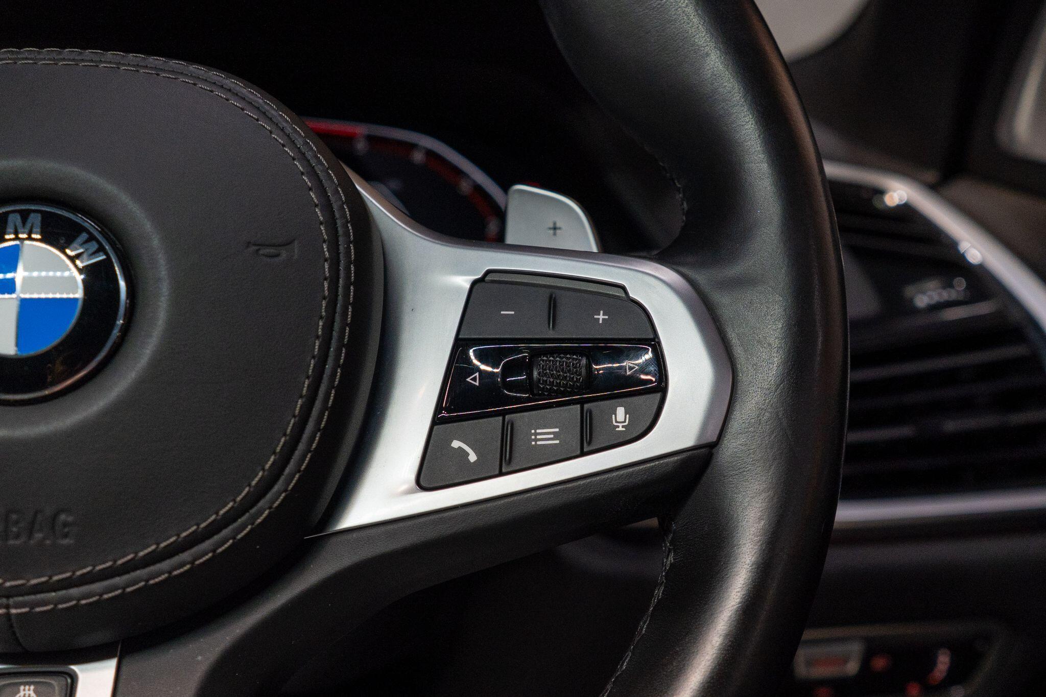 BMW X5 view 45