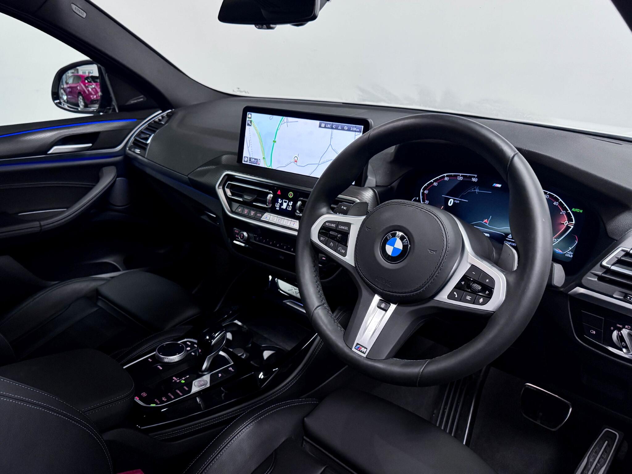 BMW X4 view 26