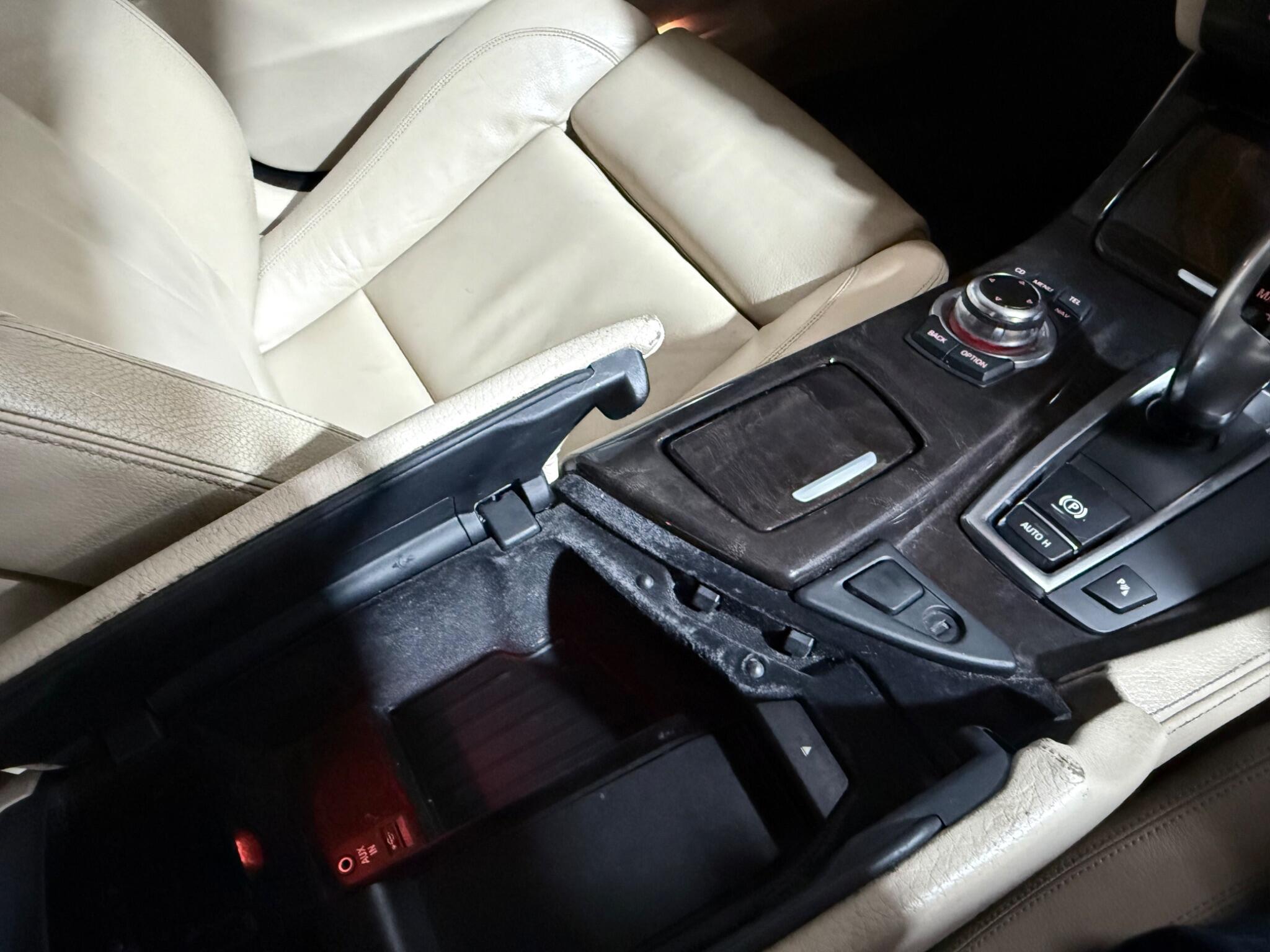 BMW 5 Series view 40