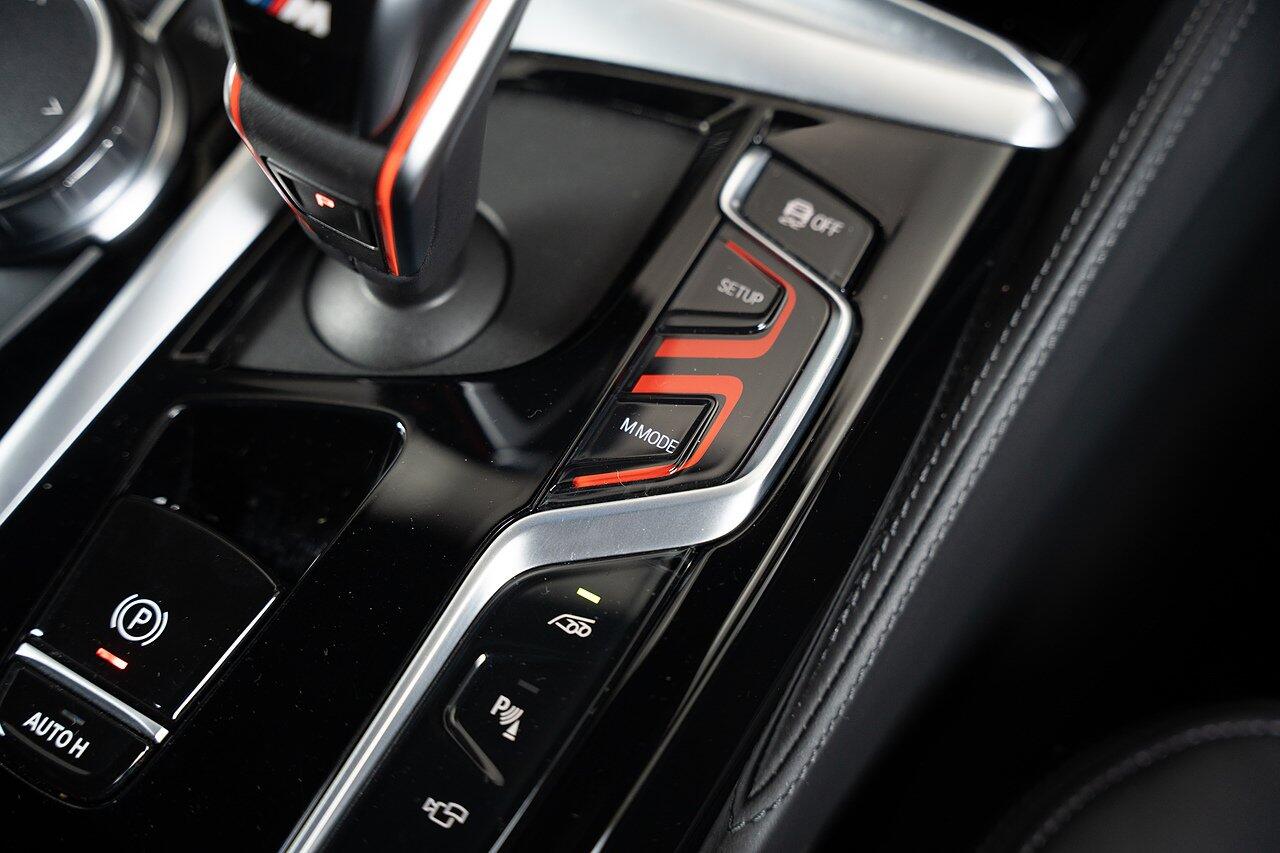 BMW M5 view 31
