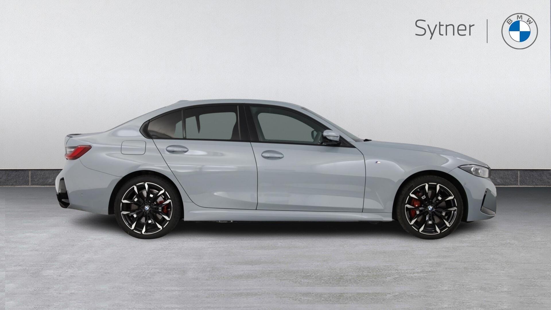 BMW 3 Series view 3