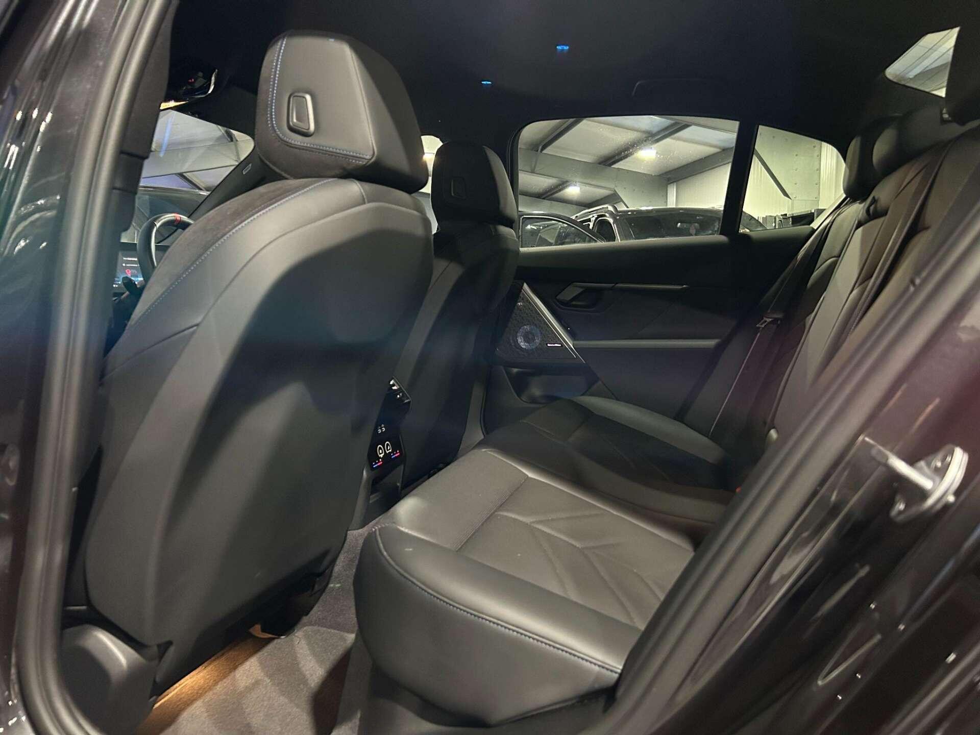 BMW I5 view 29