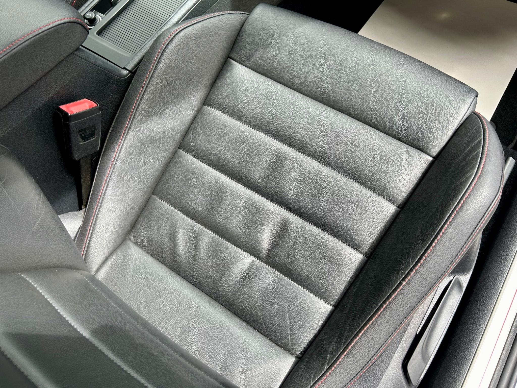 Volkswagen Golf view 21
