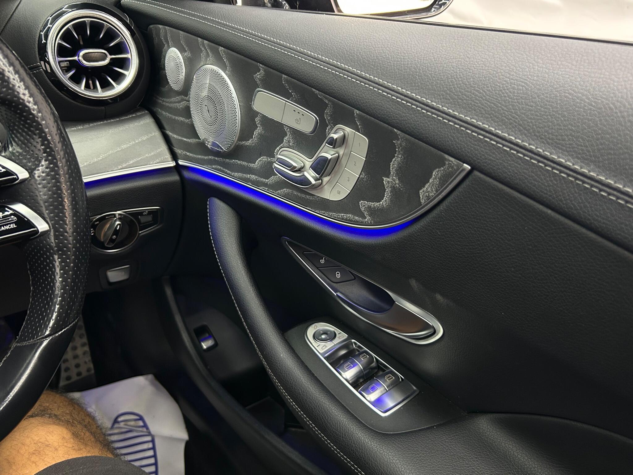 Mercedes-Benz E Class view 55