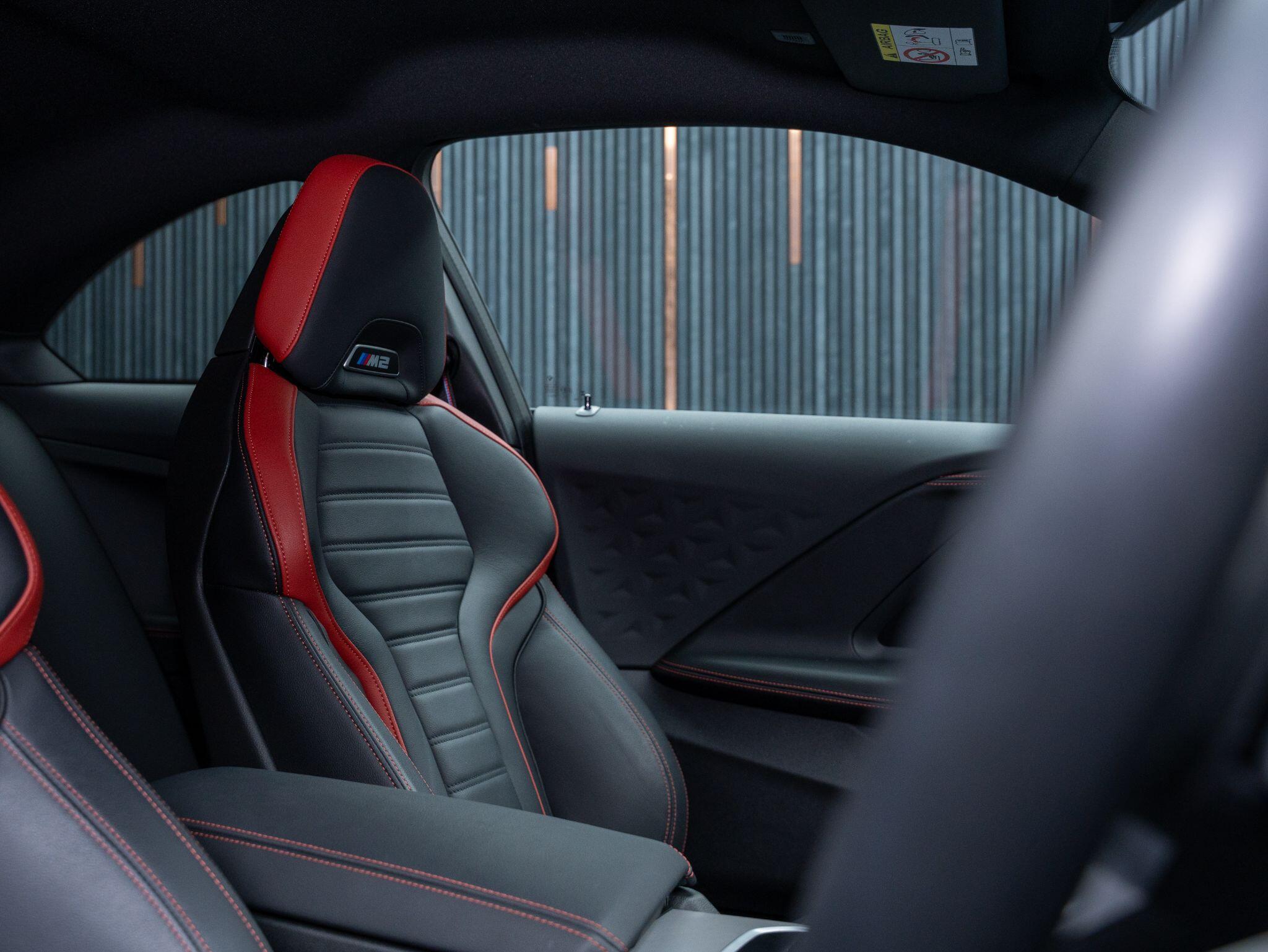 BMW M2 view 18