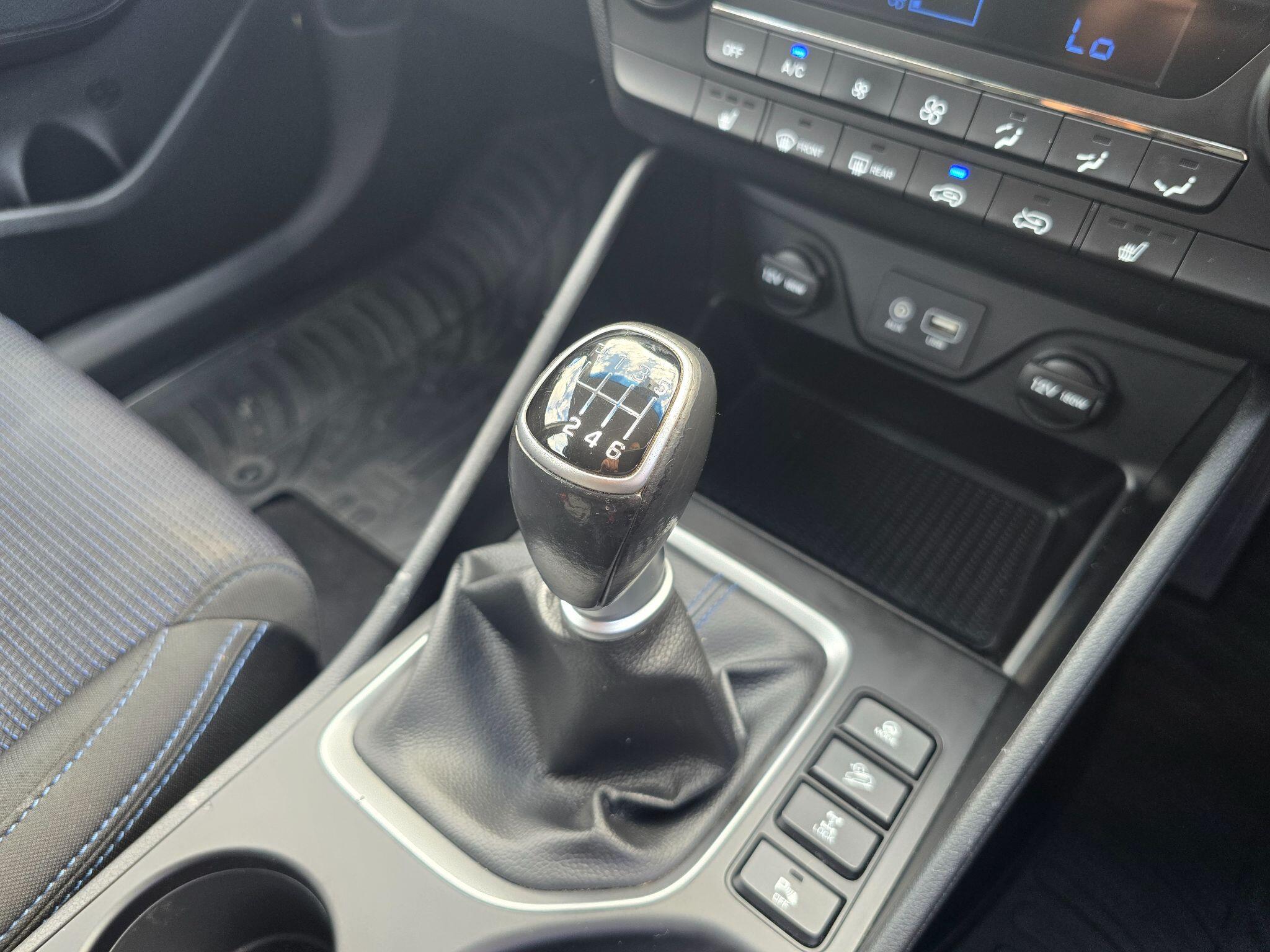 Hyundai Tucson view 18