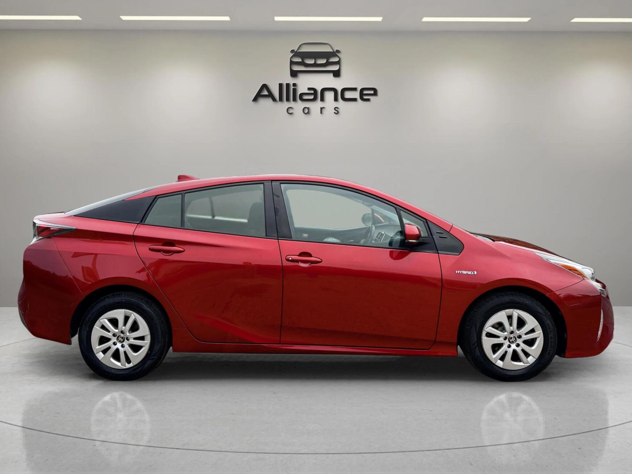 Toyota Prius view 14