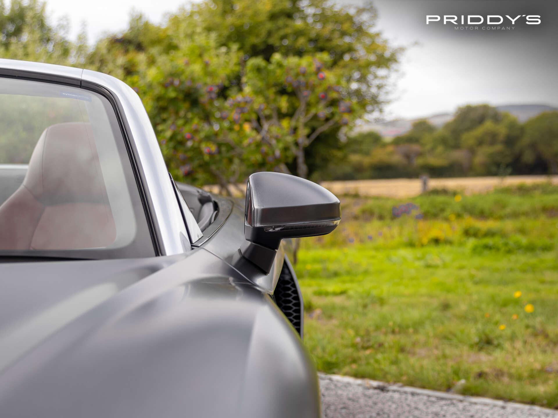 Audi R8 view 50