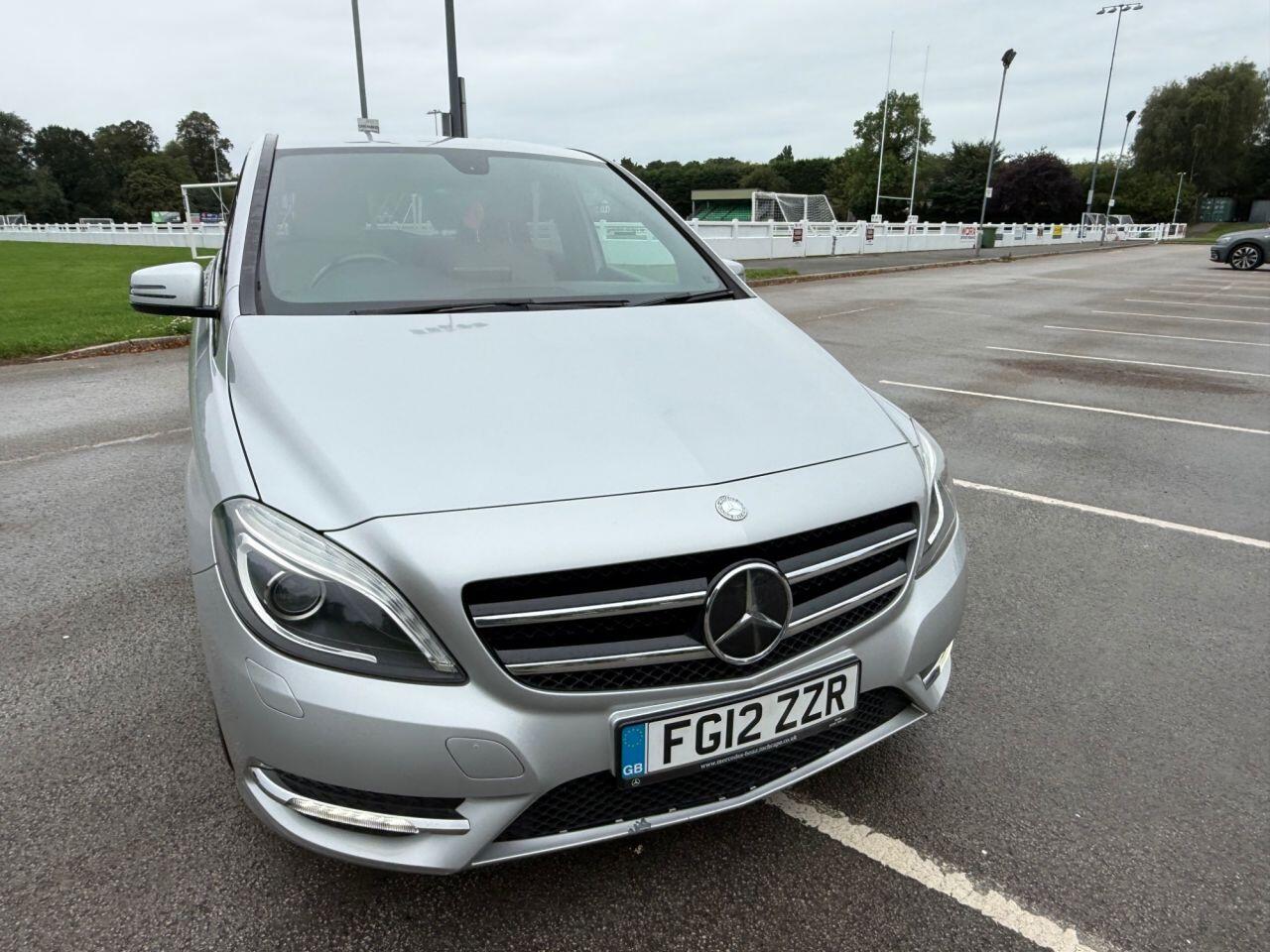 Mercedes-Benz B Class view 12