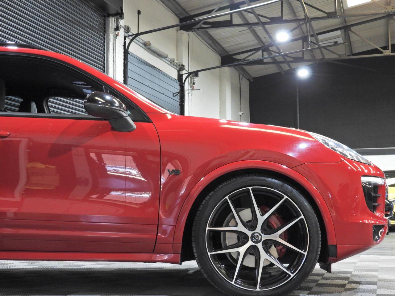 Porsche Cayenne view 2