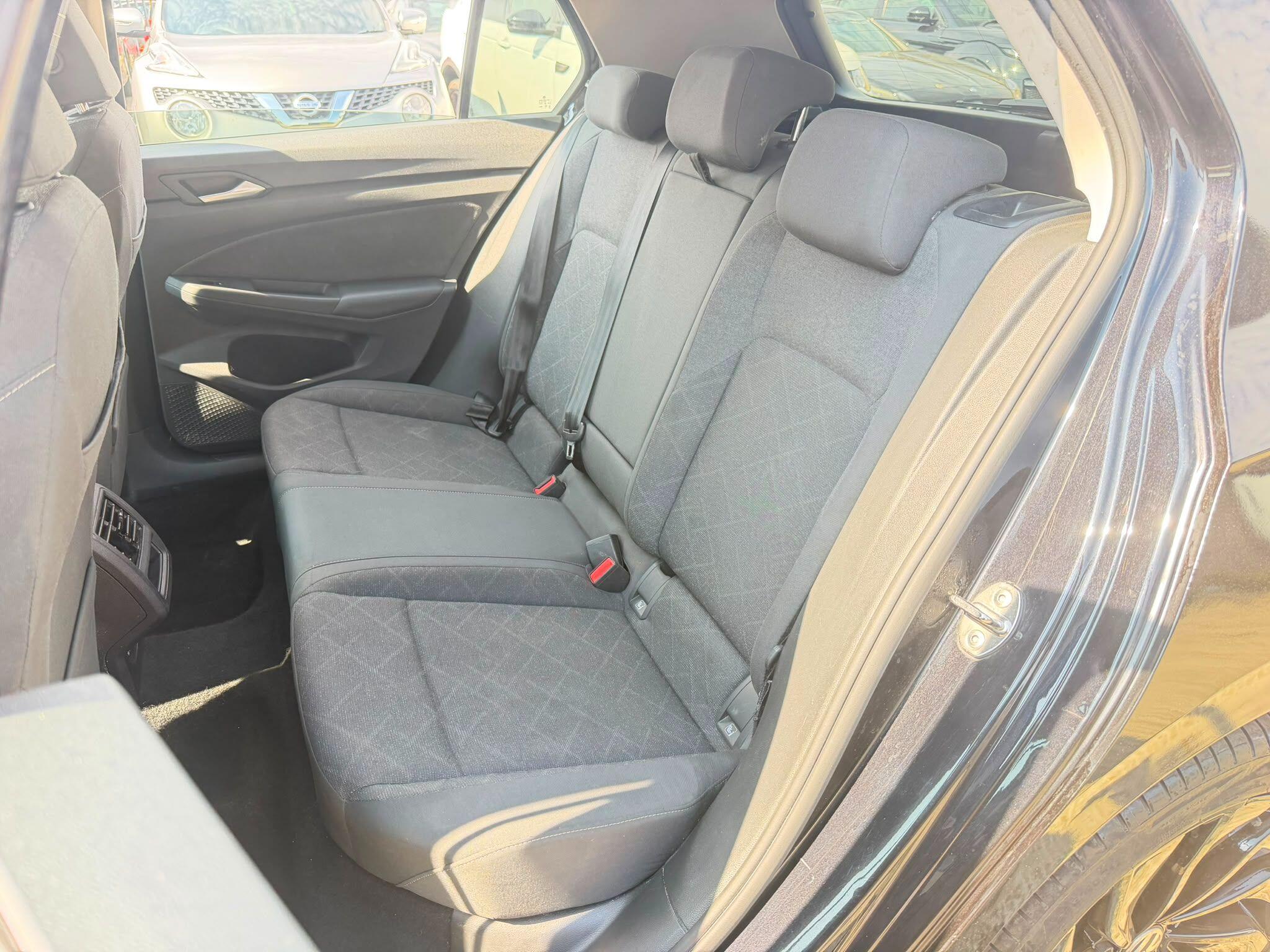 Volkswagen Golf view 15