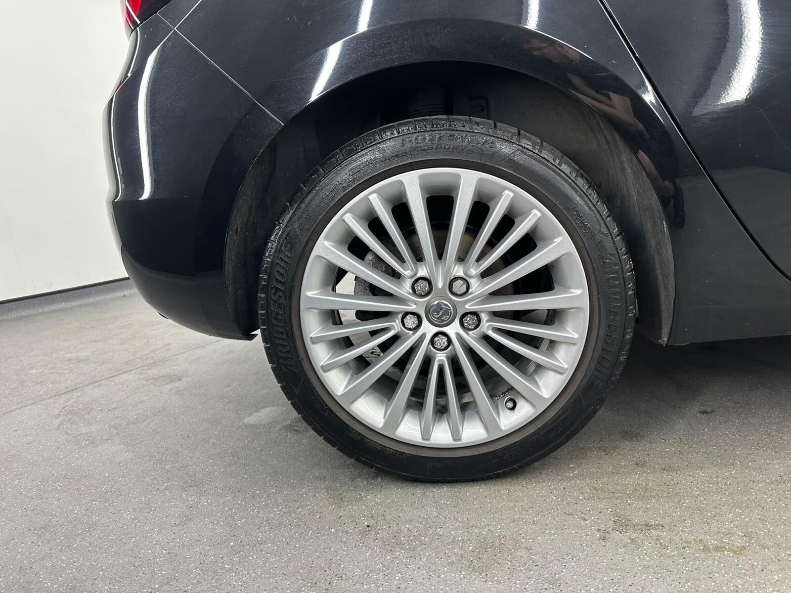 Vauxhall Astra view 11