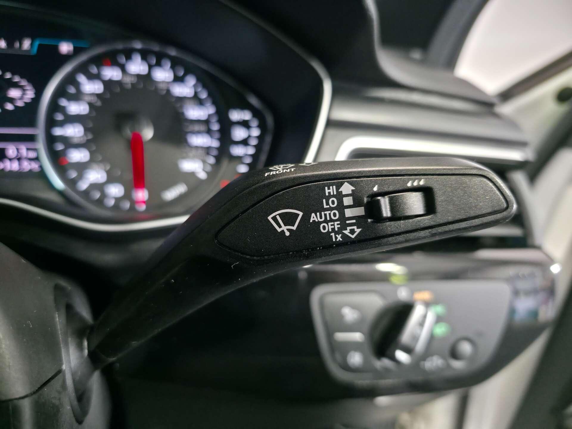 Audi A4 view 30