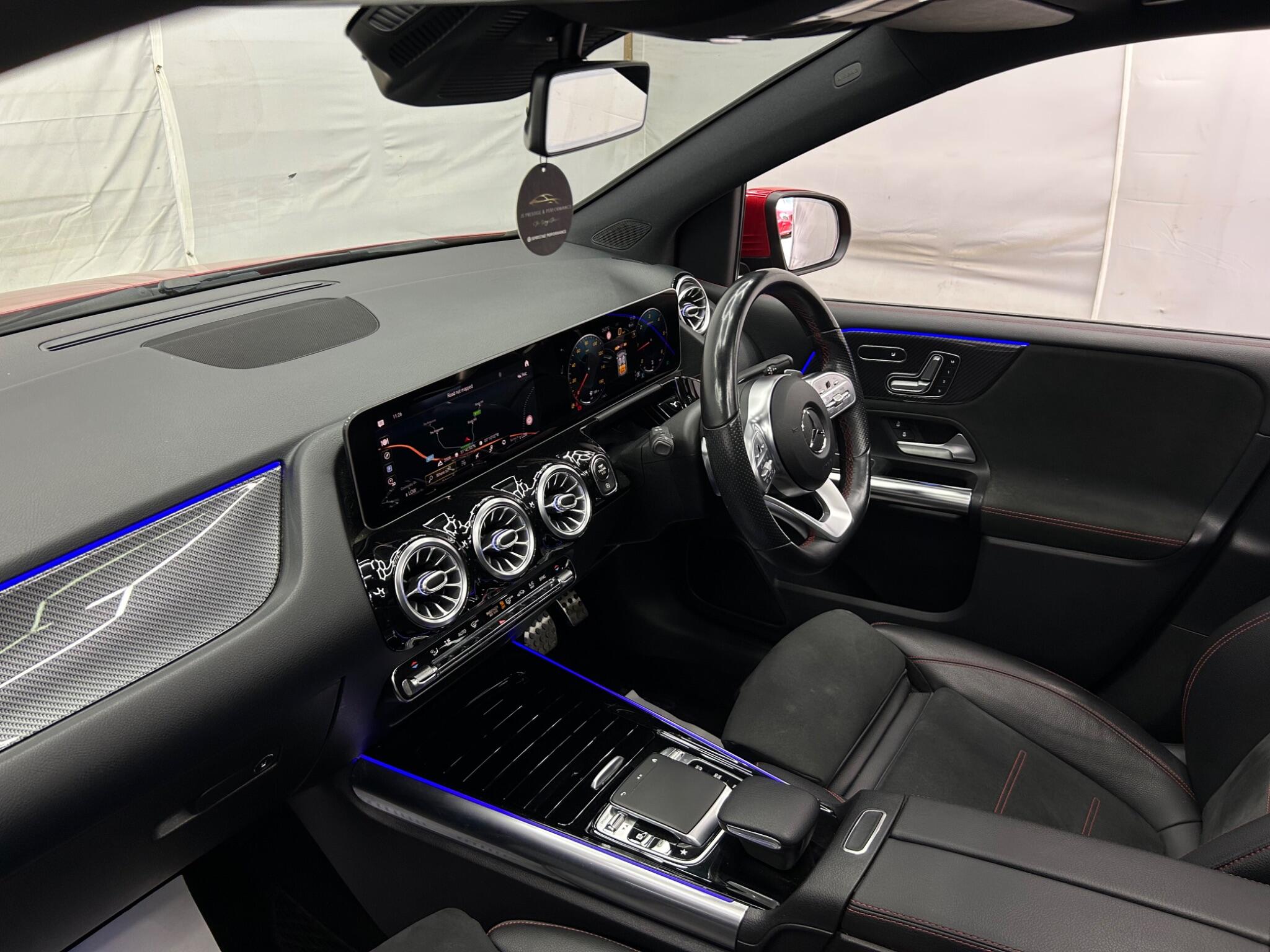 Mercedes-Benz B Class view 14
