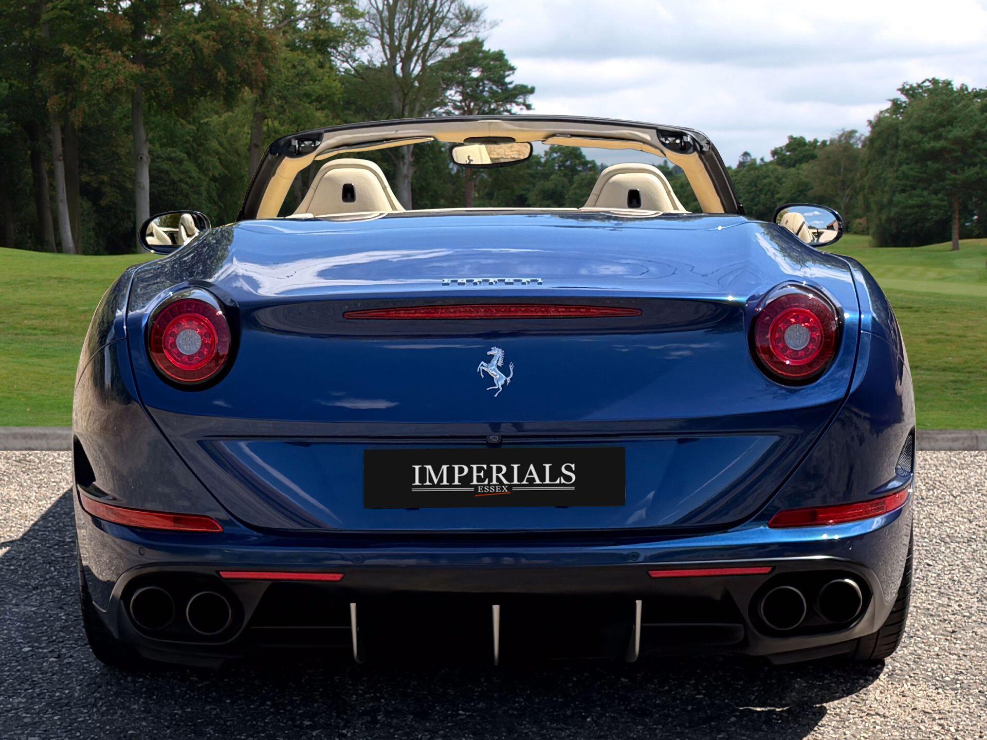 Ferrari California view 11