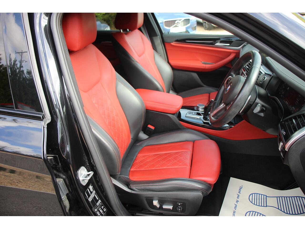 BMW X4 view 15