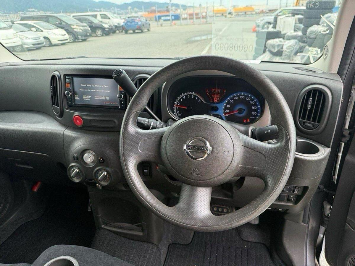 Nissan Cube view 13