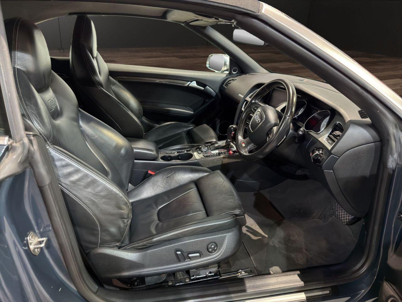 Audi S5 view 13