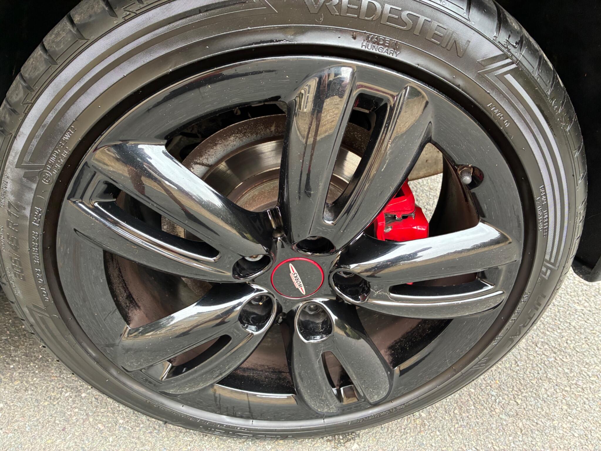 Mini Hatch view 14