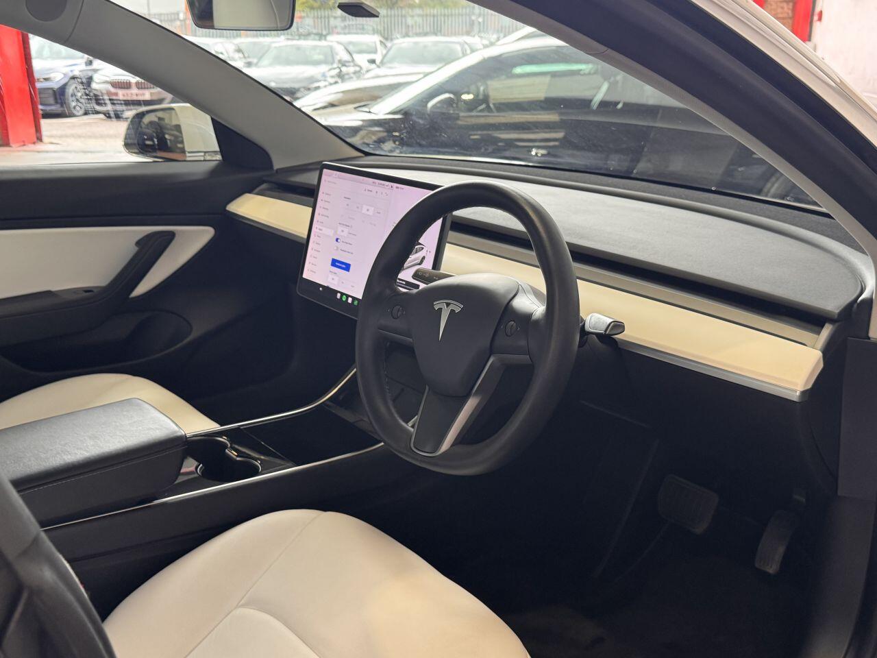 Tesla Model 3 view 30