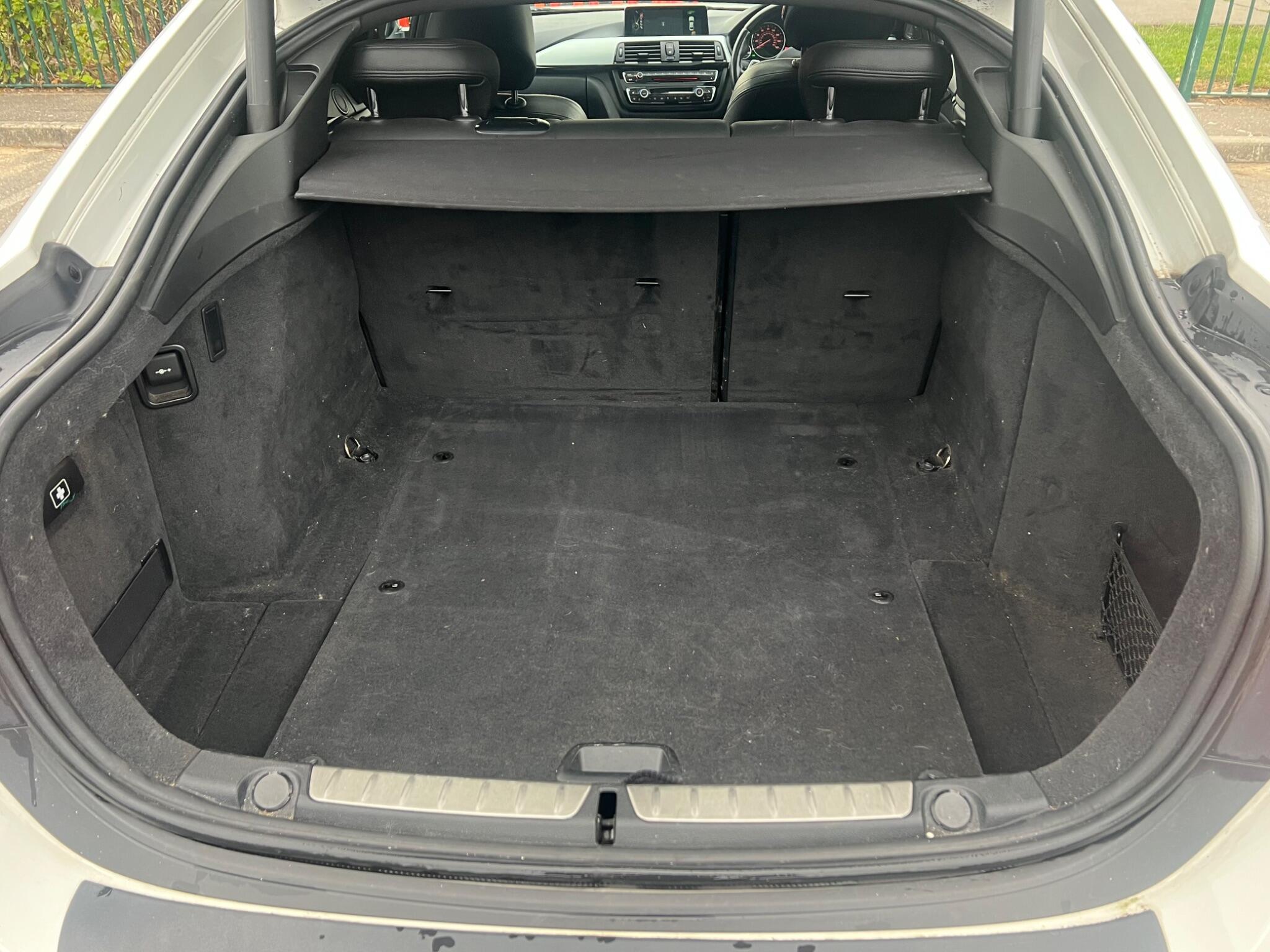 BMW 4 Series view 19