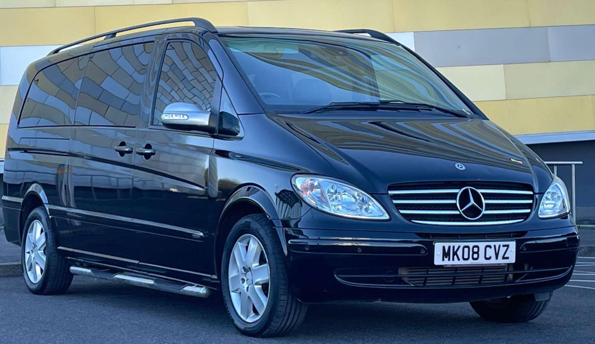 Mercedes-Benz Viano view 29