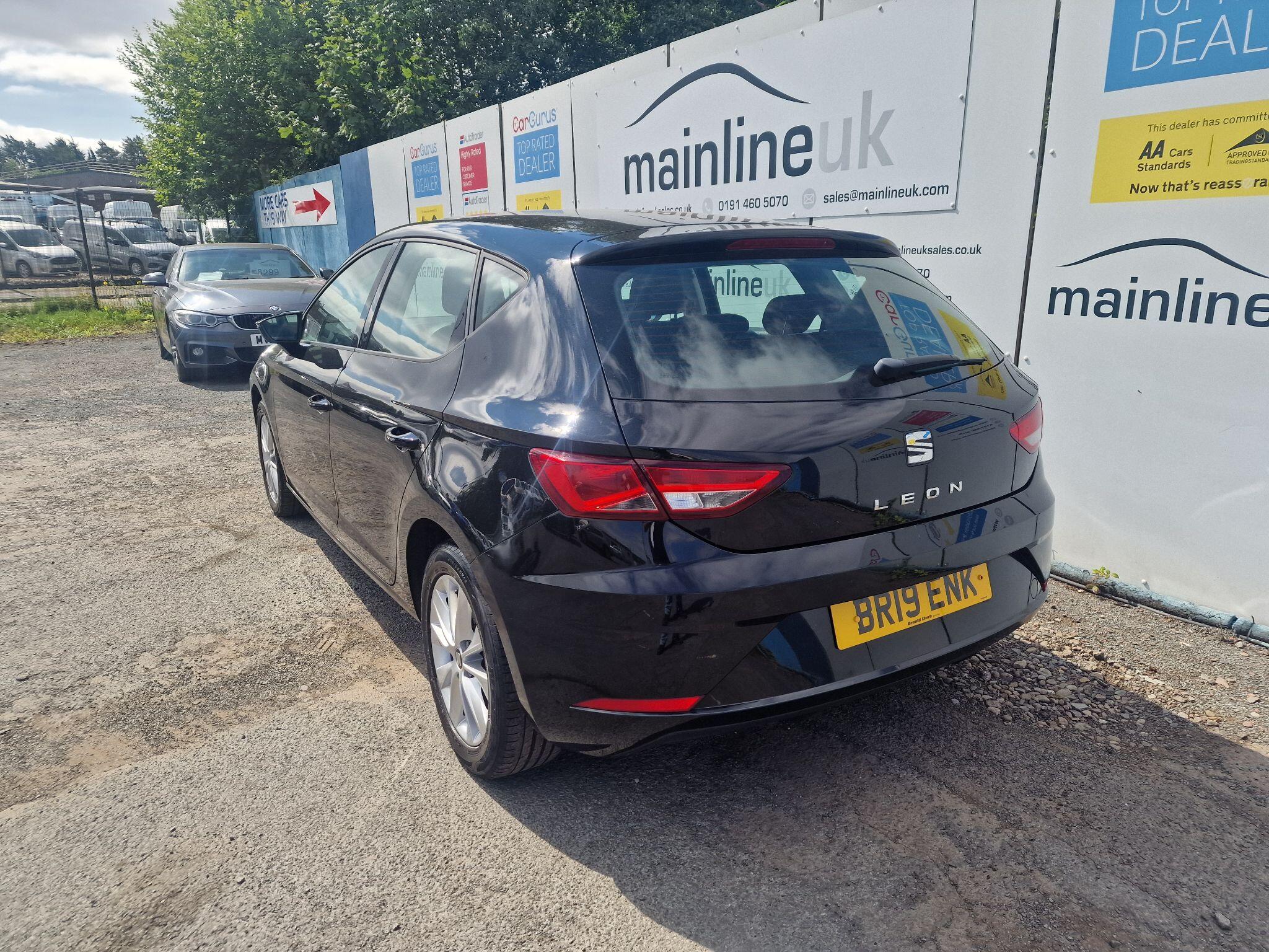 Seat Leon view 5