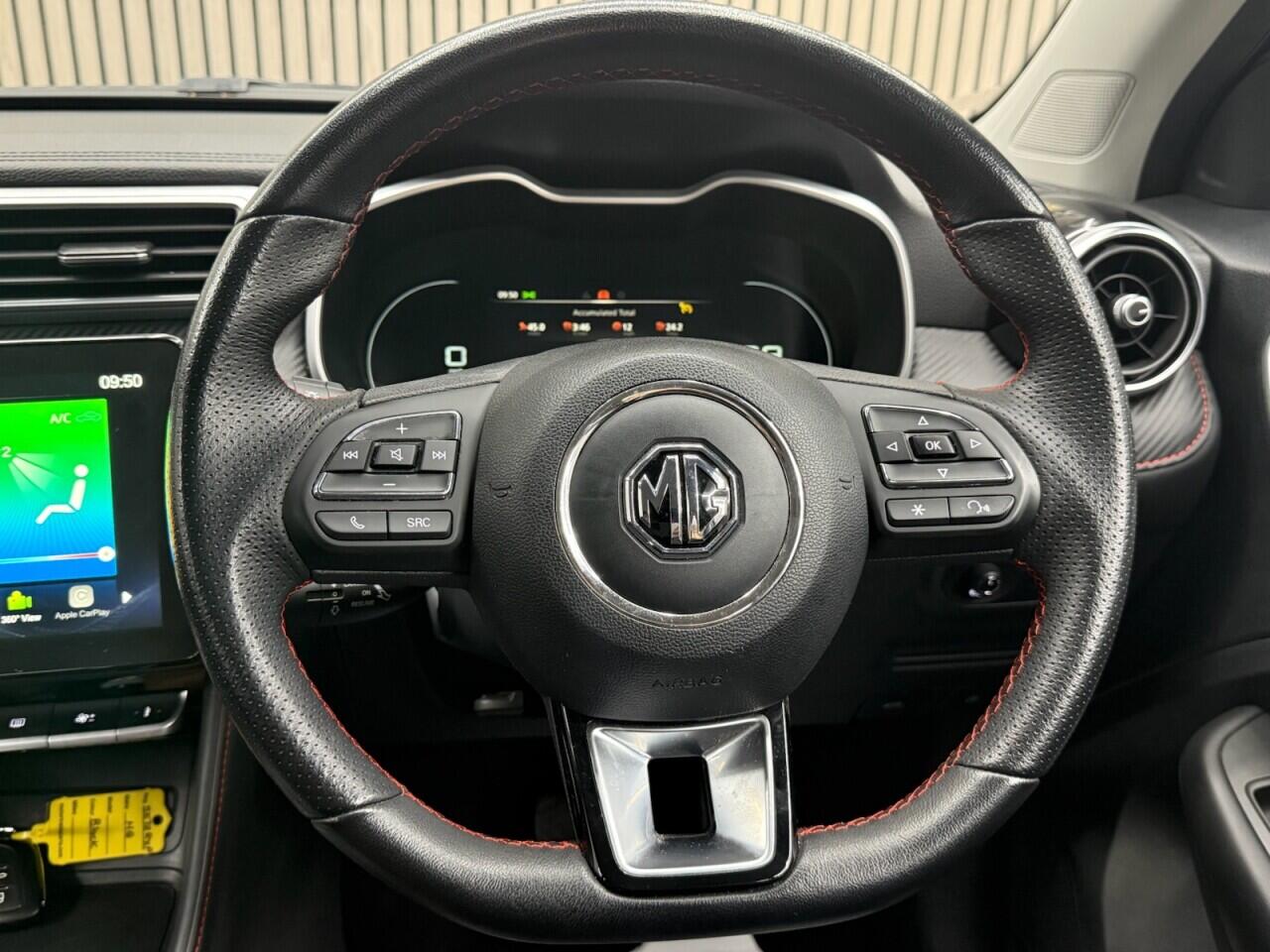MG ZS view 9
