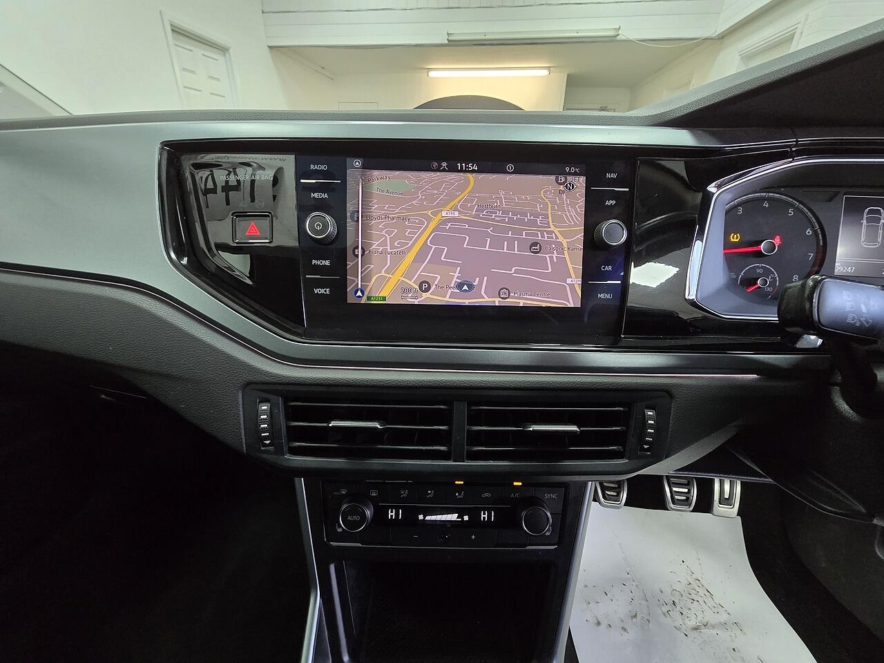 Volkswagen Polo view 13