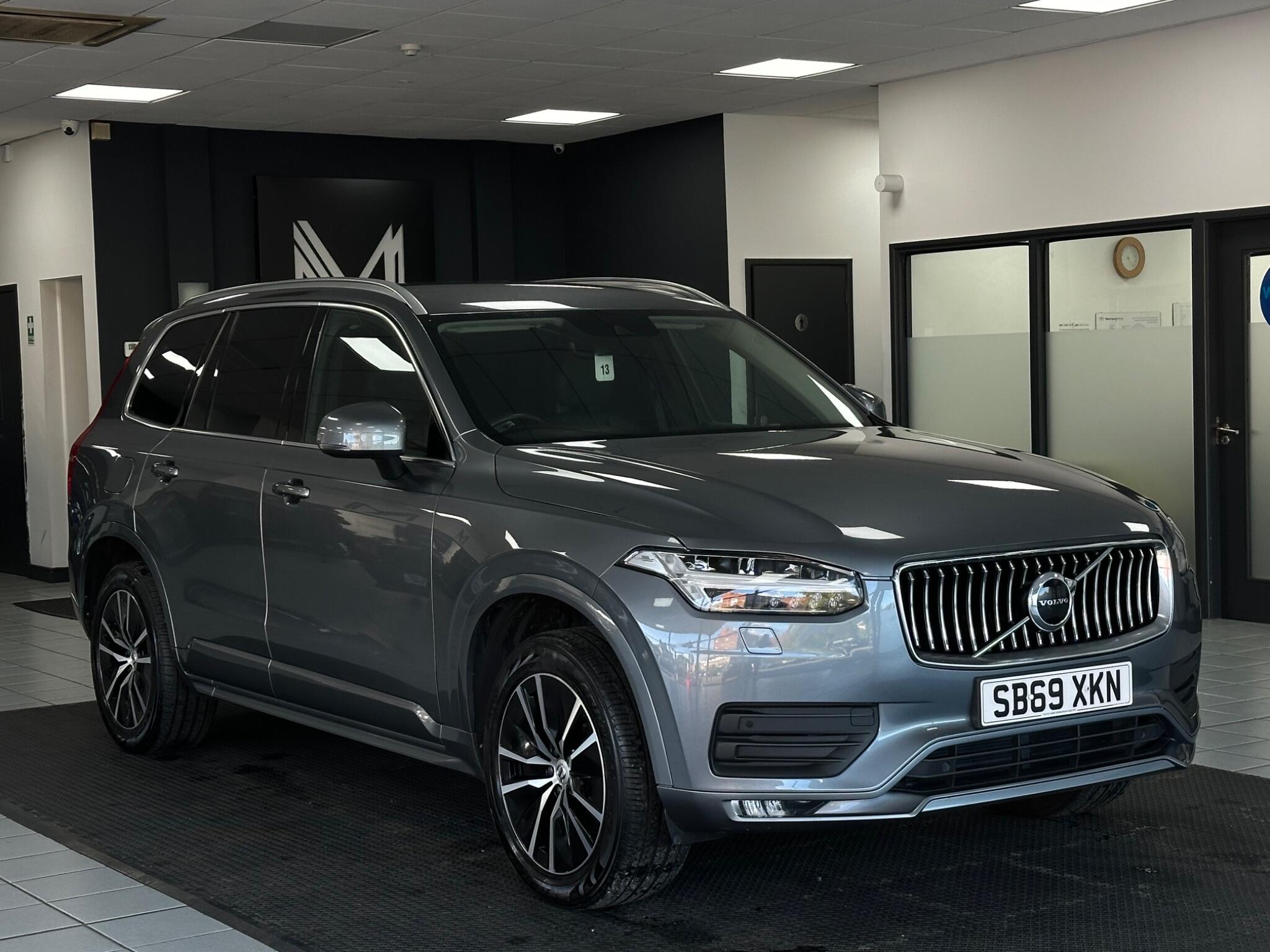 Volvo XC90 main image