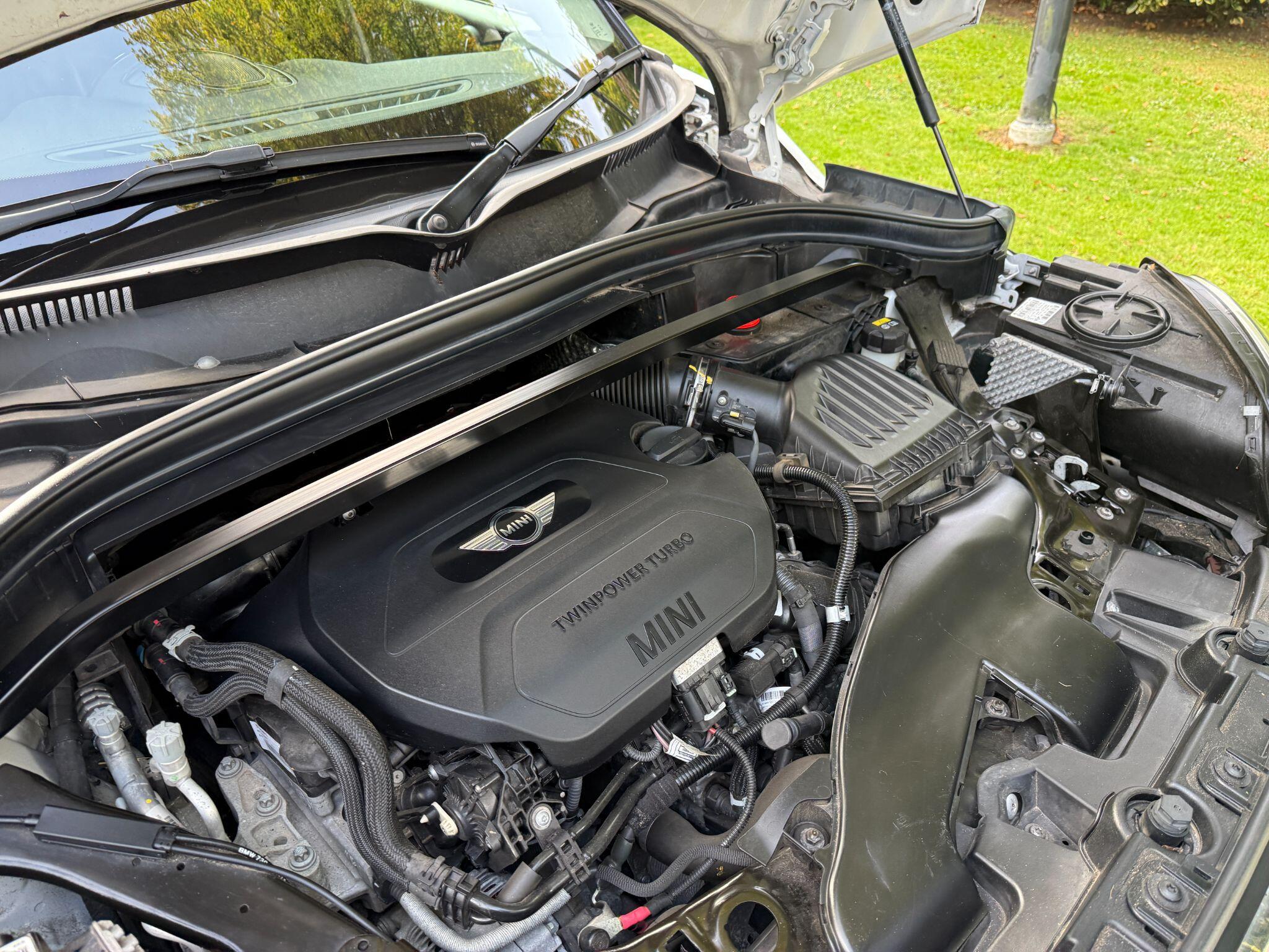 Mini Countryman view 52