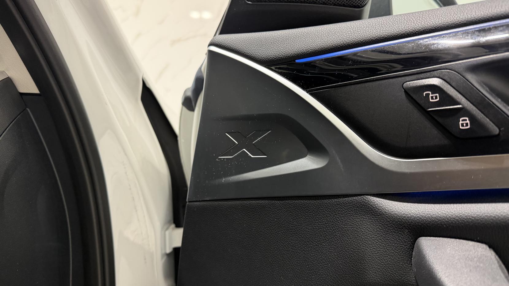 BMW X3 view 26