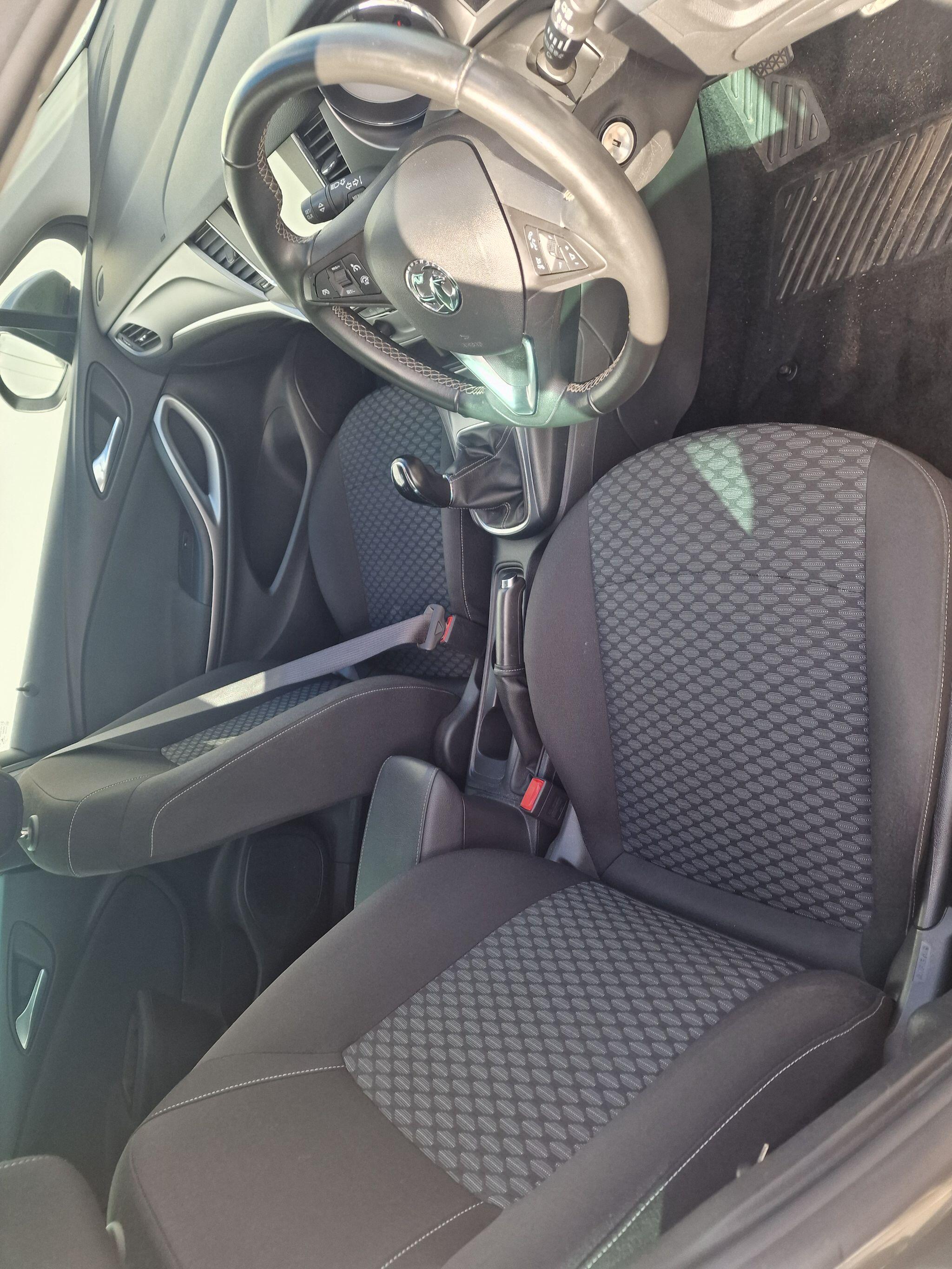 Vauxhall Astra view 47
