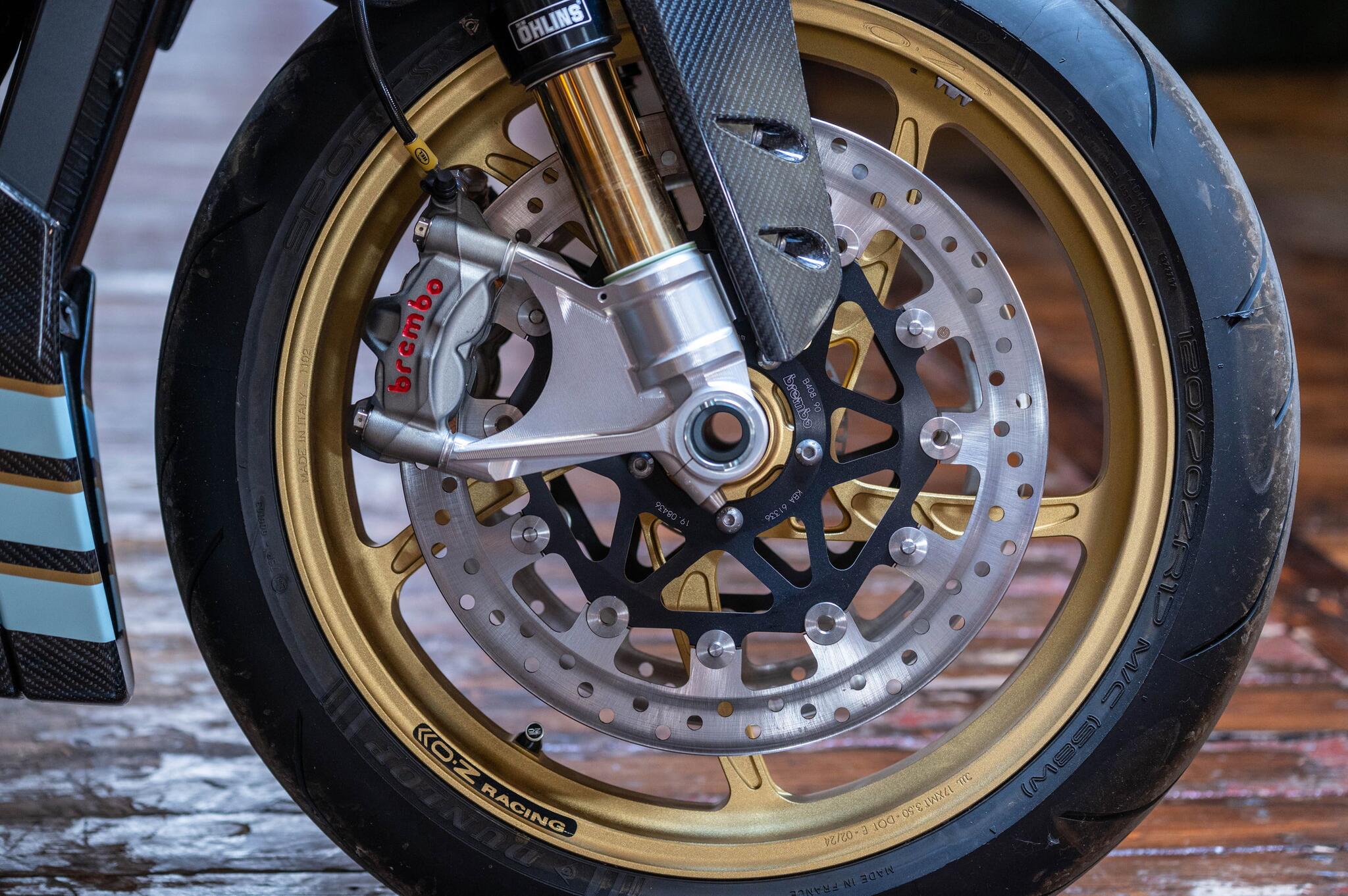 Norton V4 CR view 13