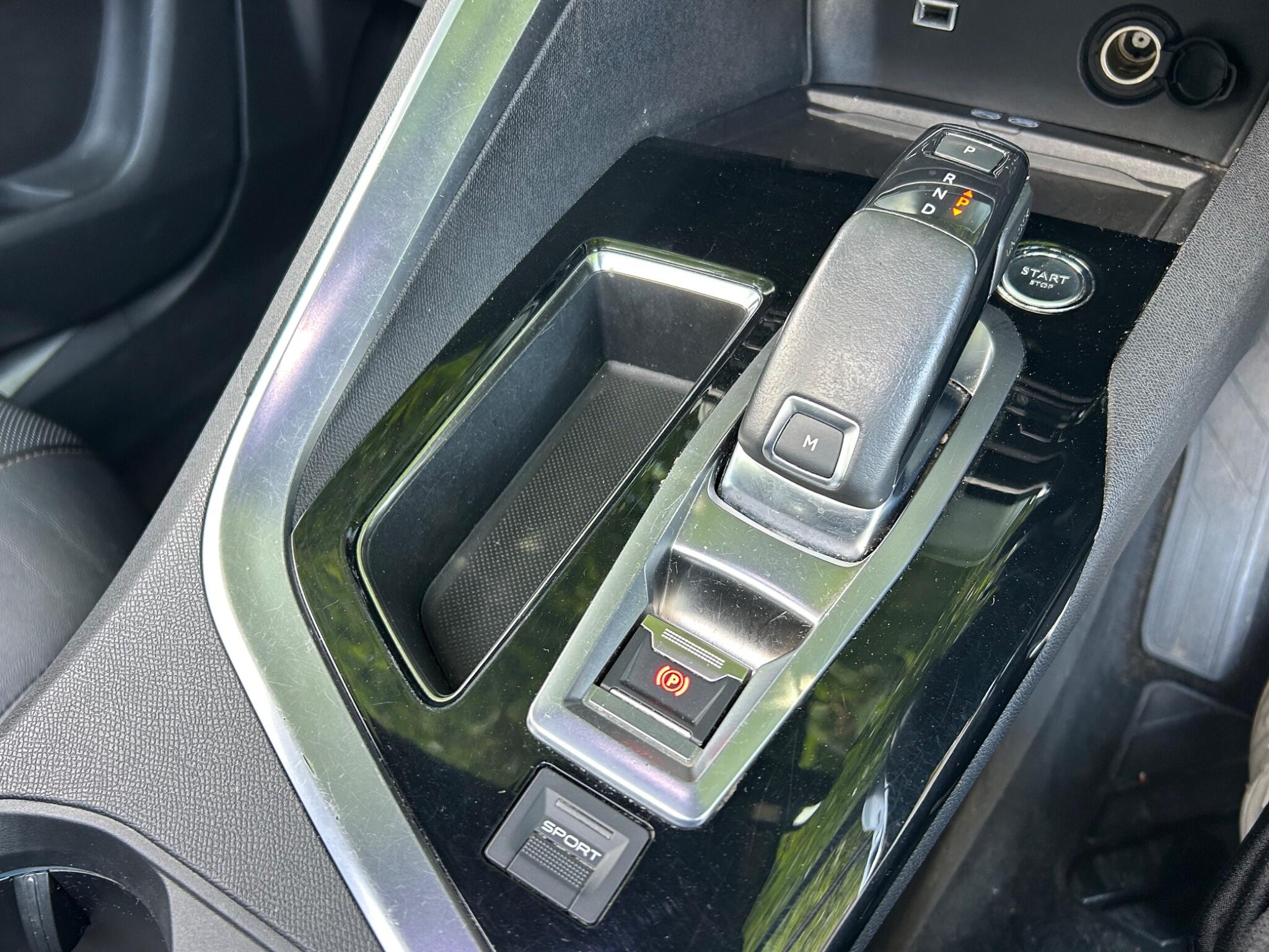 Peugeot 3008 view 35